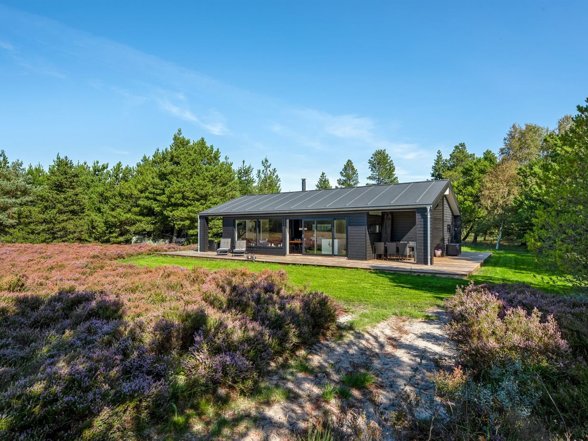 "Tea" - 2.7km from the sea - Buiten