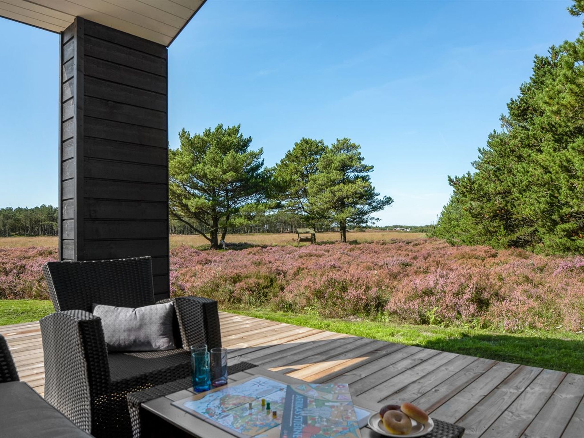 "Tea" - 2.7km from the sea - Buiten