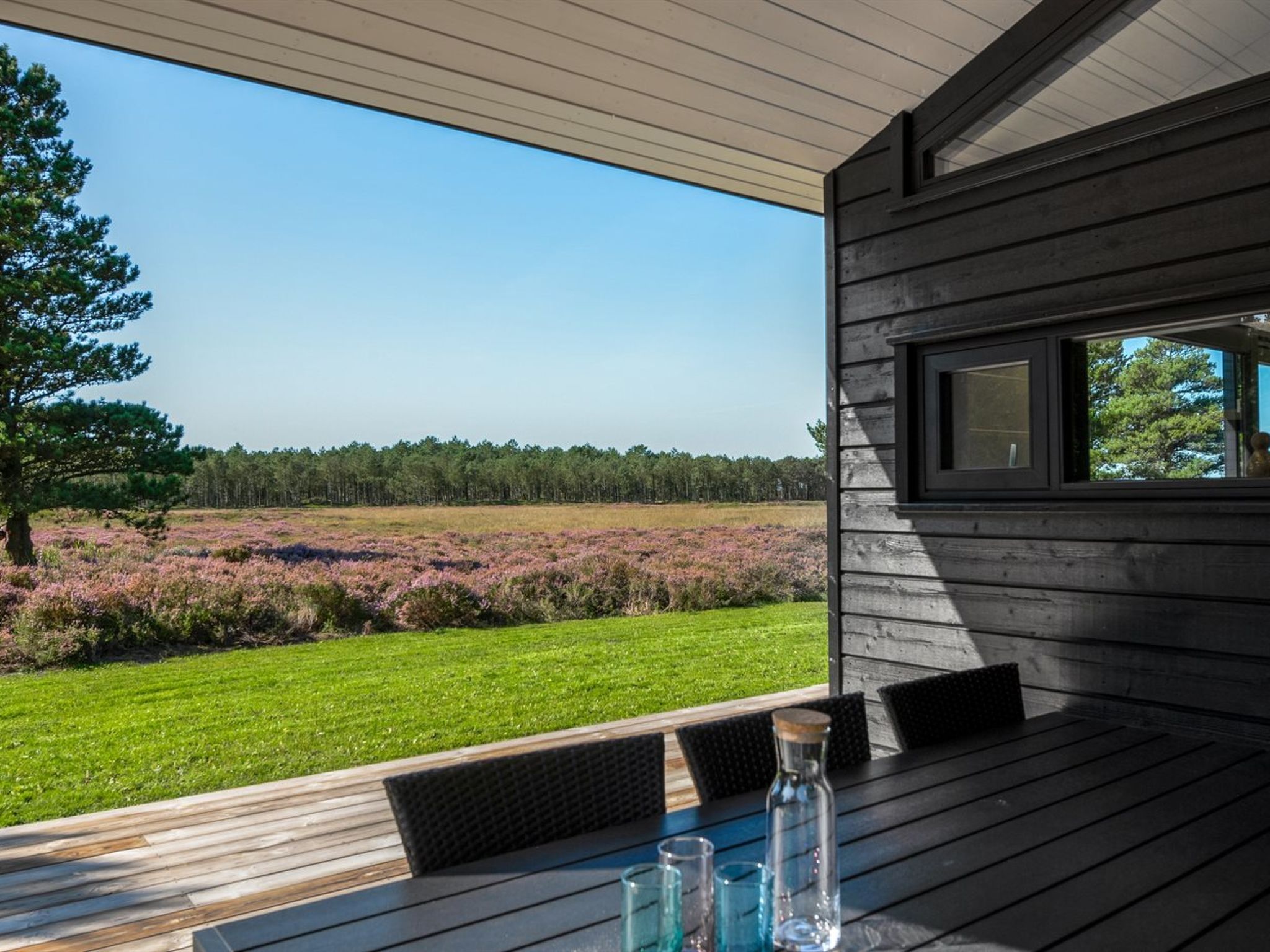 "Tea" - 2.7km from the sea - Buiten