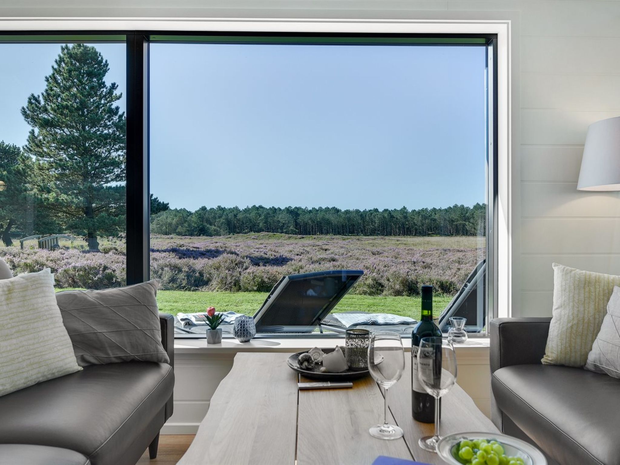 "Tea" - 2.7km from the sea - Binnen