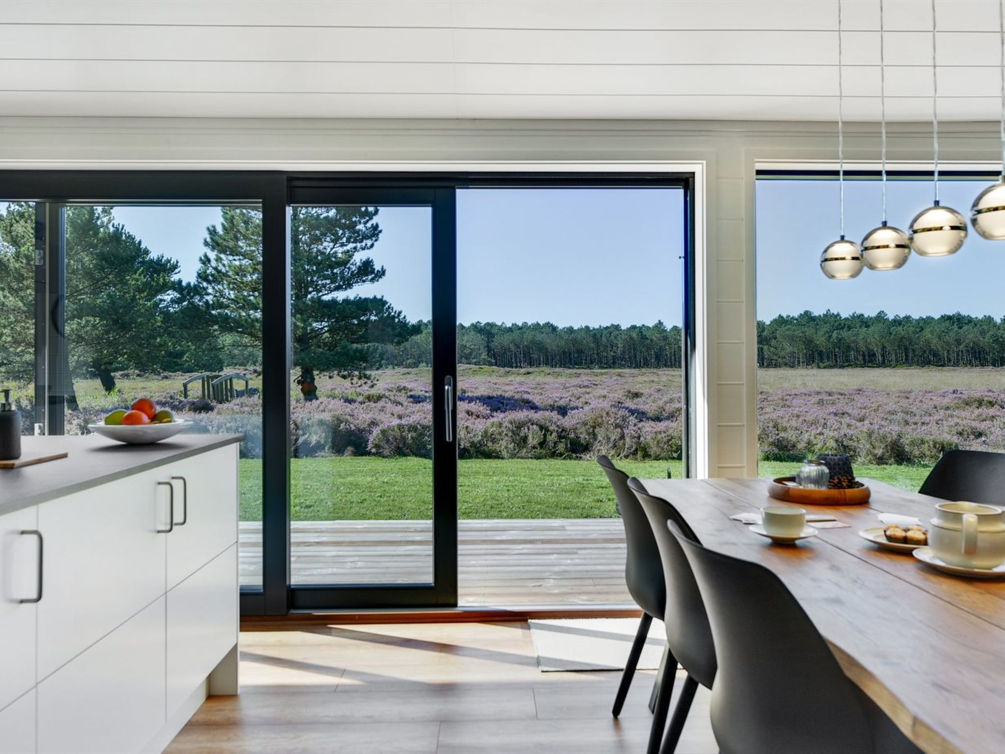"Tea" - 2.7km from the sea - Binnen
