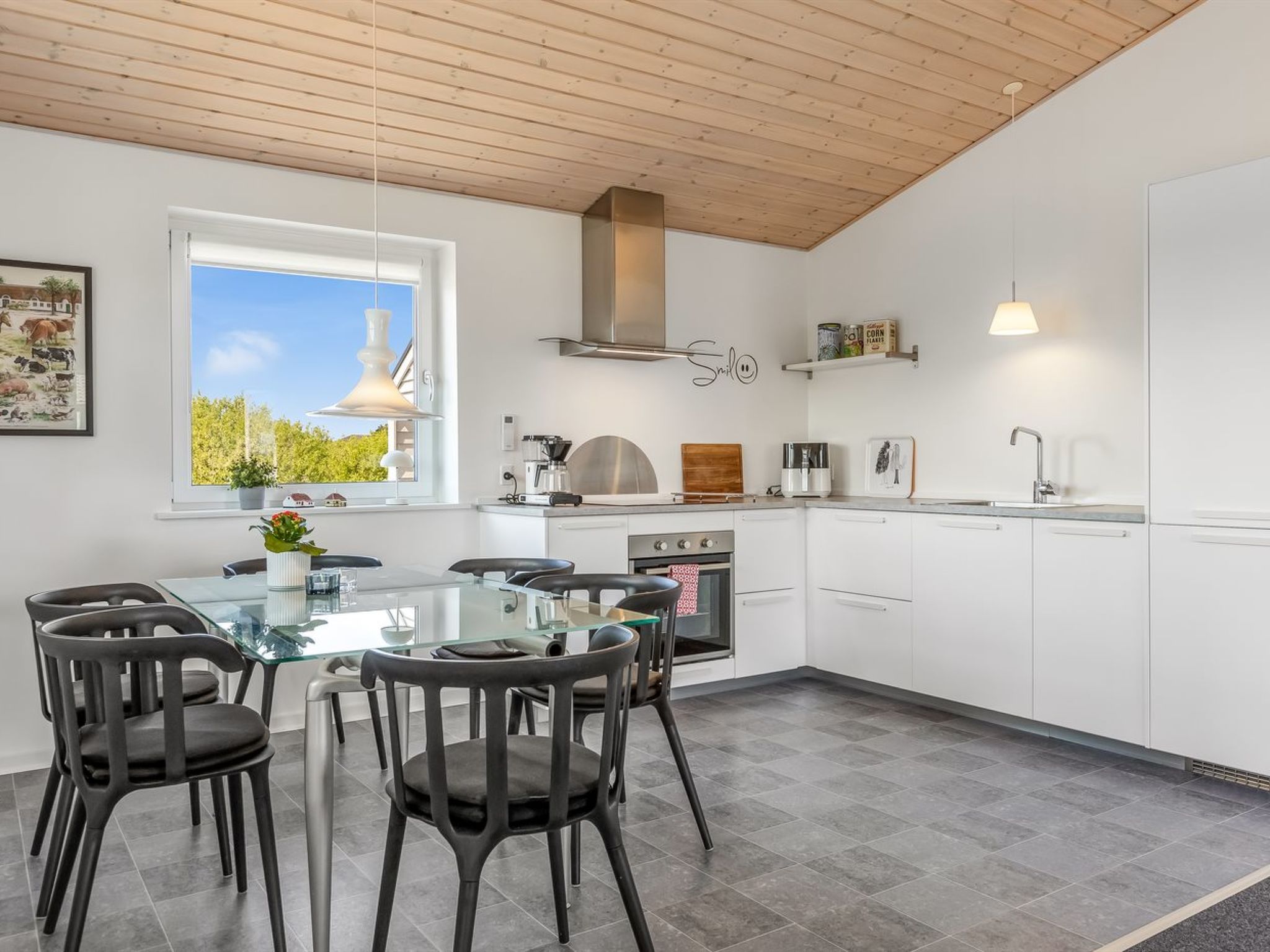 "Eldora" - 1.4km from the sea-Drinnen