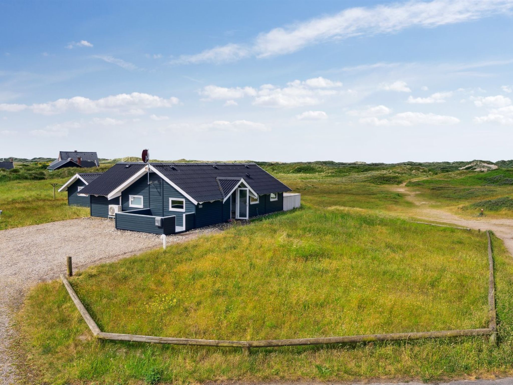 "Betti" - 300m from the sea - Outside