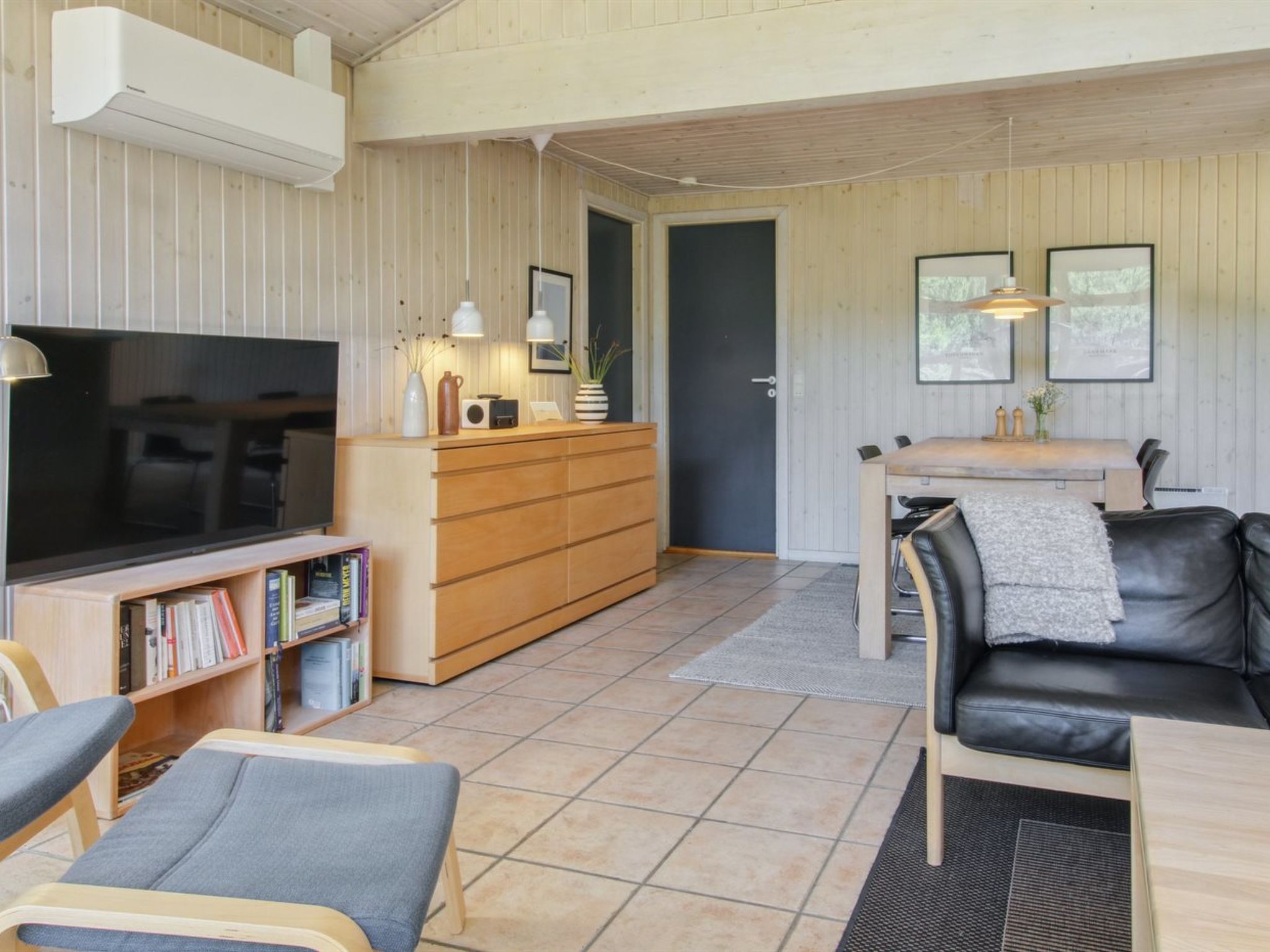 "Karri" - 1.1km from the sea - Binnen