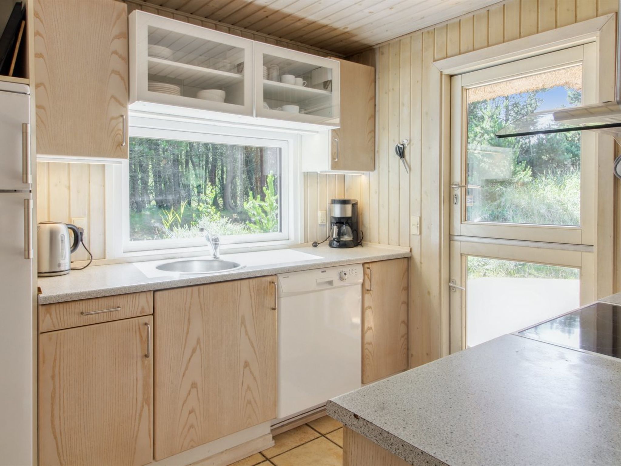 "Karri" - 1.1km from the sea-Binnen