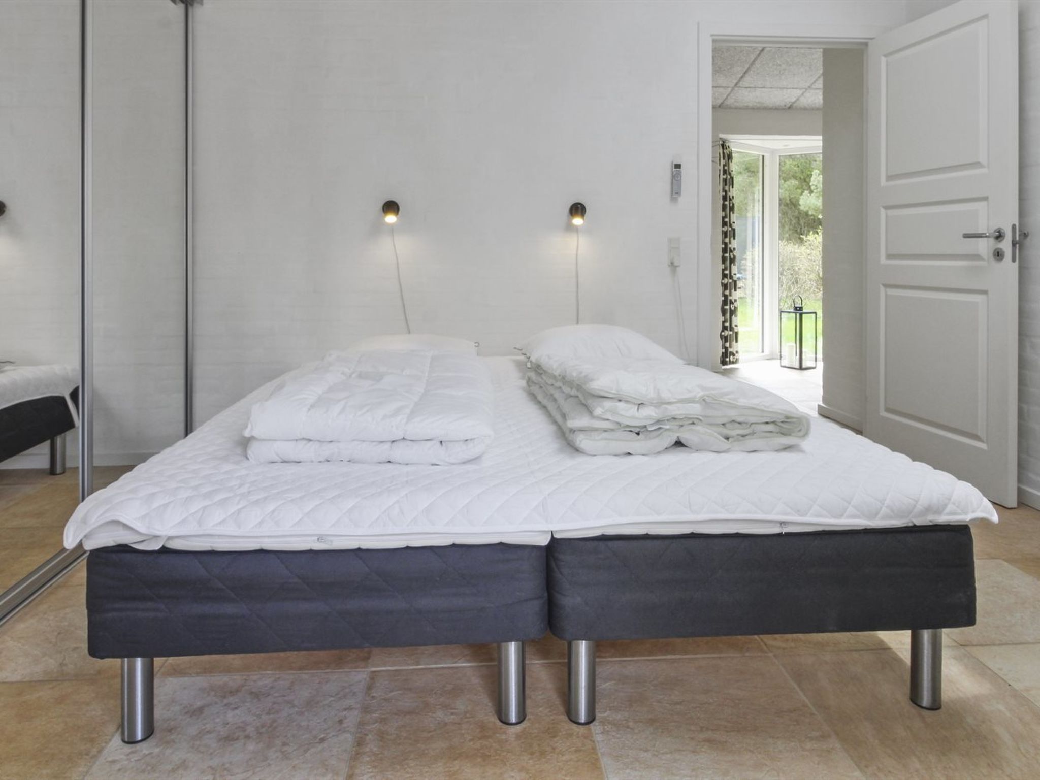 "Vieno" - 2.6km from the sea - Binnen