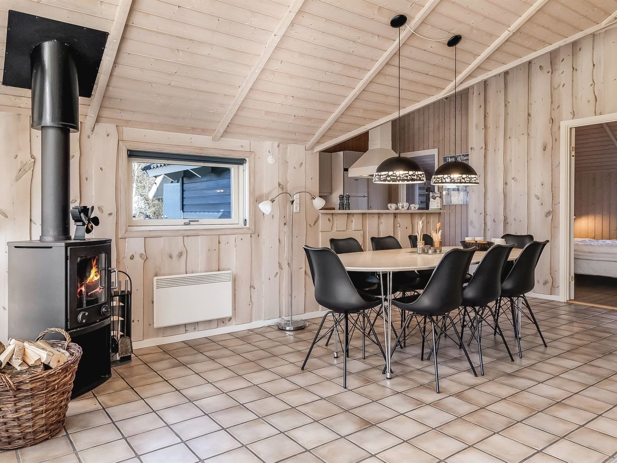 "Tovi" - 4km from the sea - Drinnen