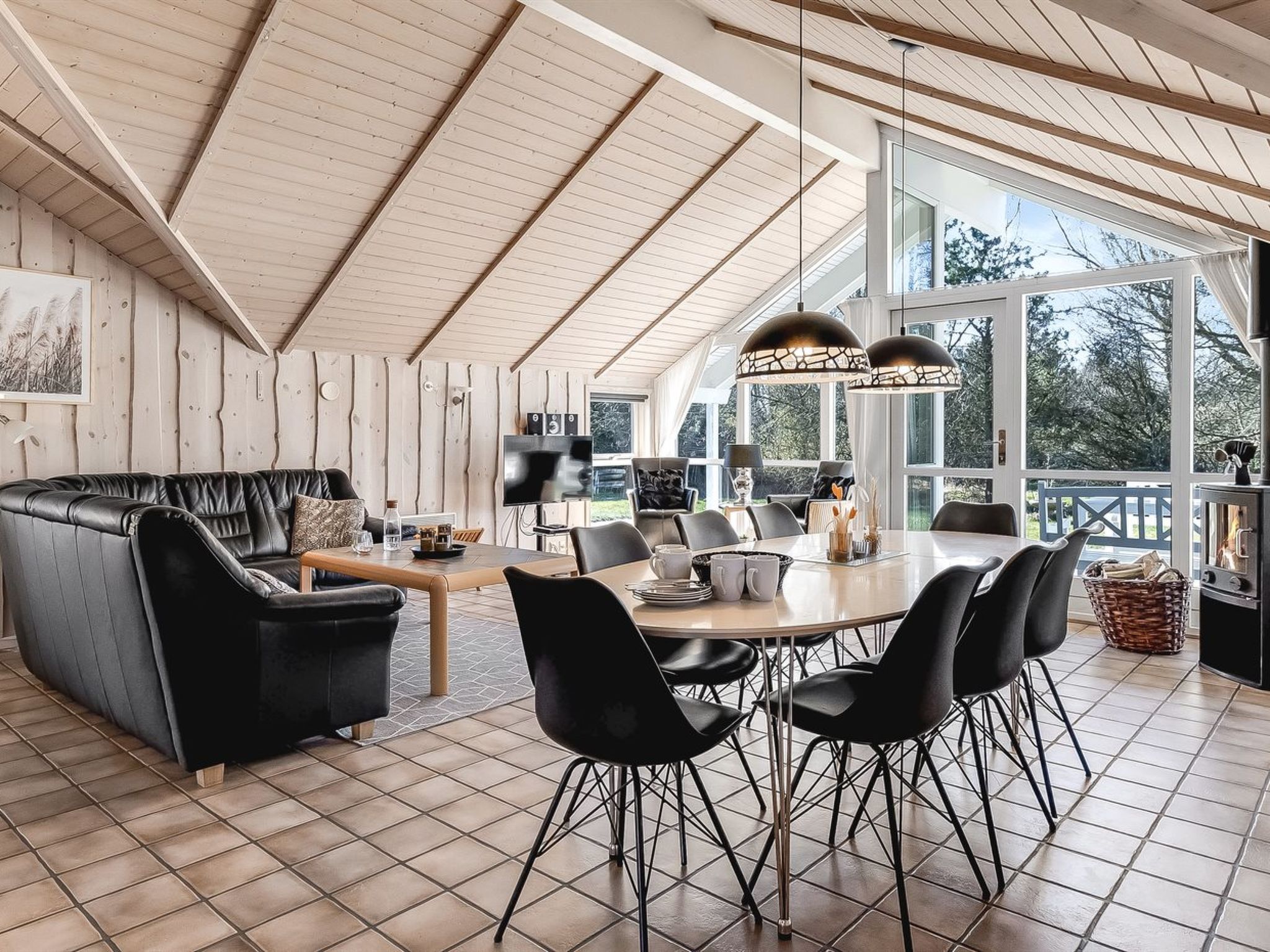 "Tovi" - 4km from the sea - Drinnen