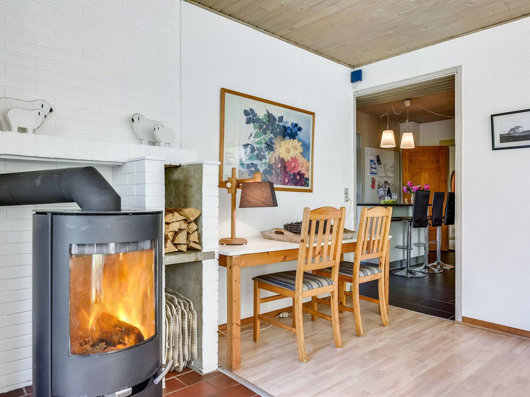 "Styrkar" - 4km from the sea - Binnen