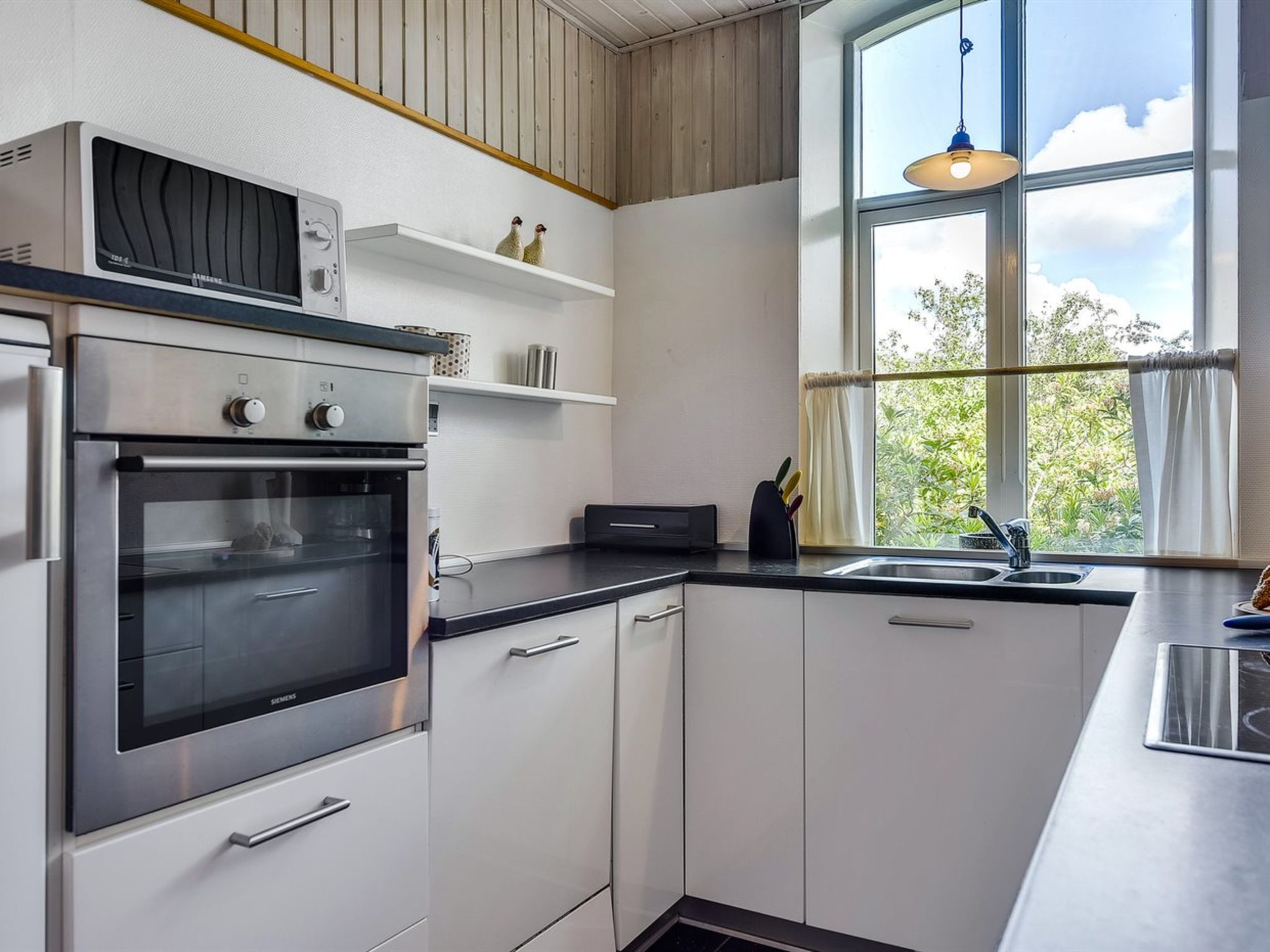 "Styrkar" - 4km from the sea - Binnen