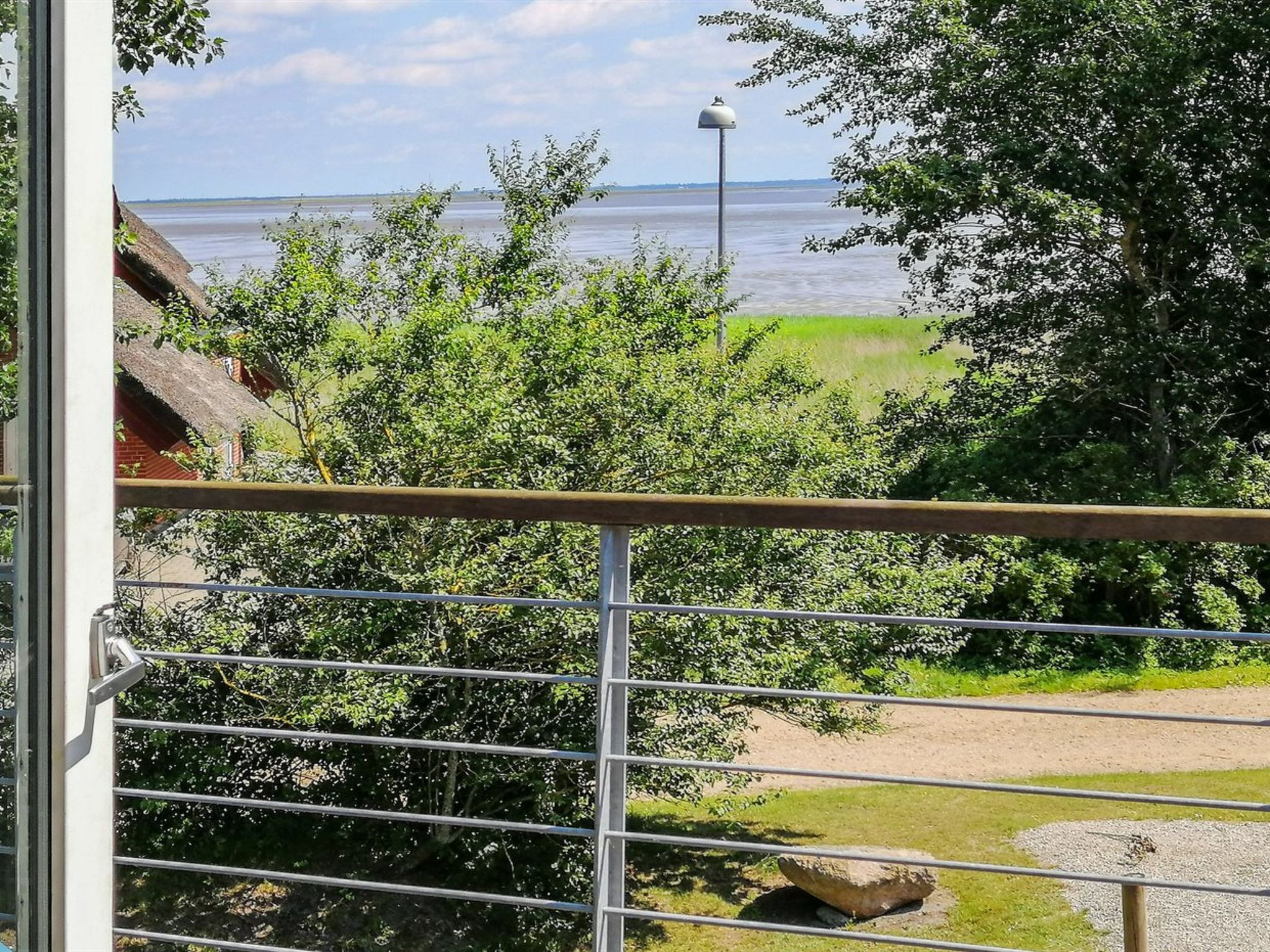 "Styrkar" - 4km from the sea - Buiten