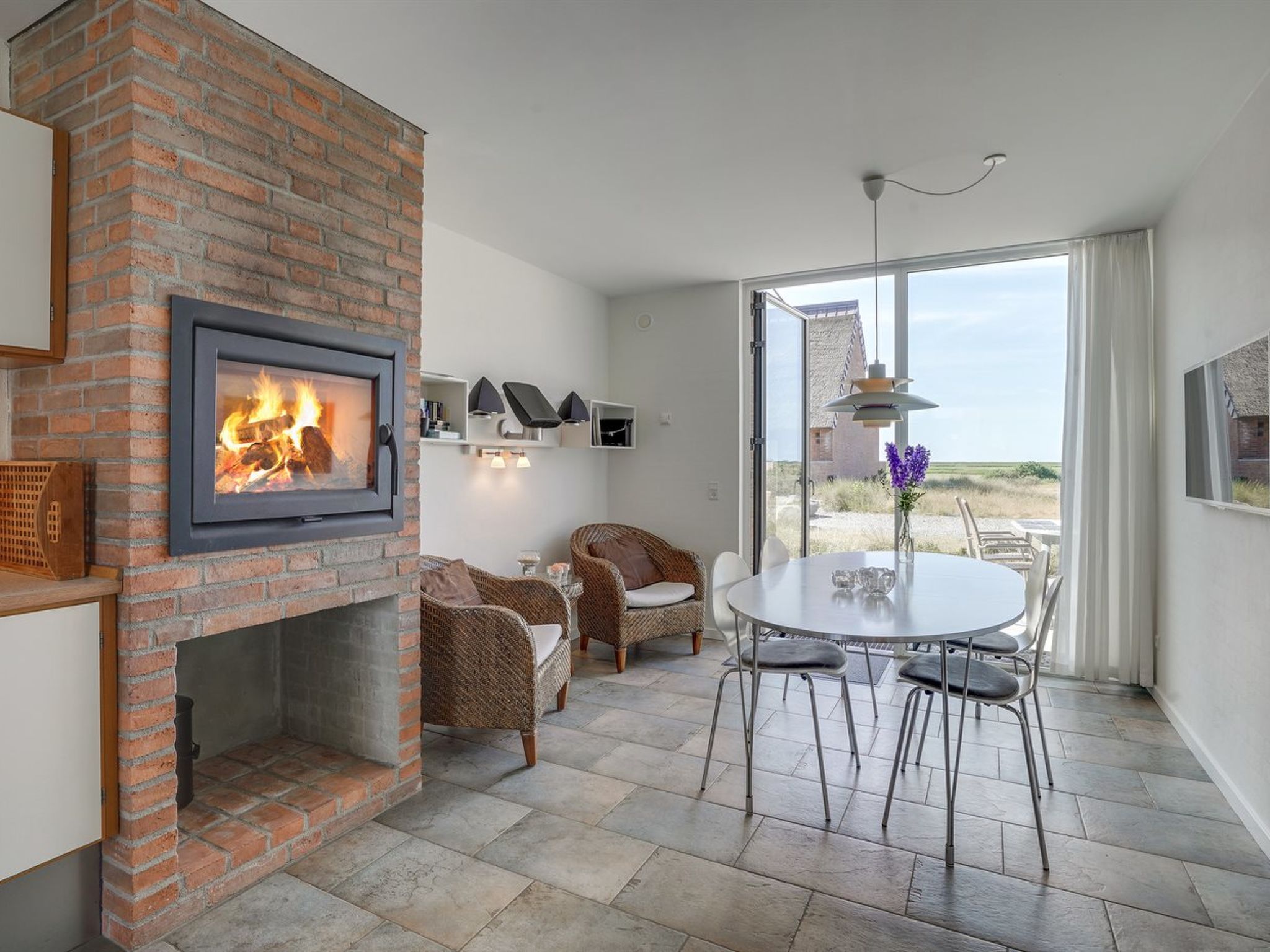 "Helgo" - 250m from the sea-Binnen