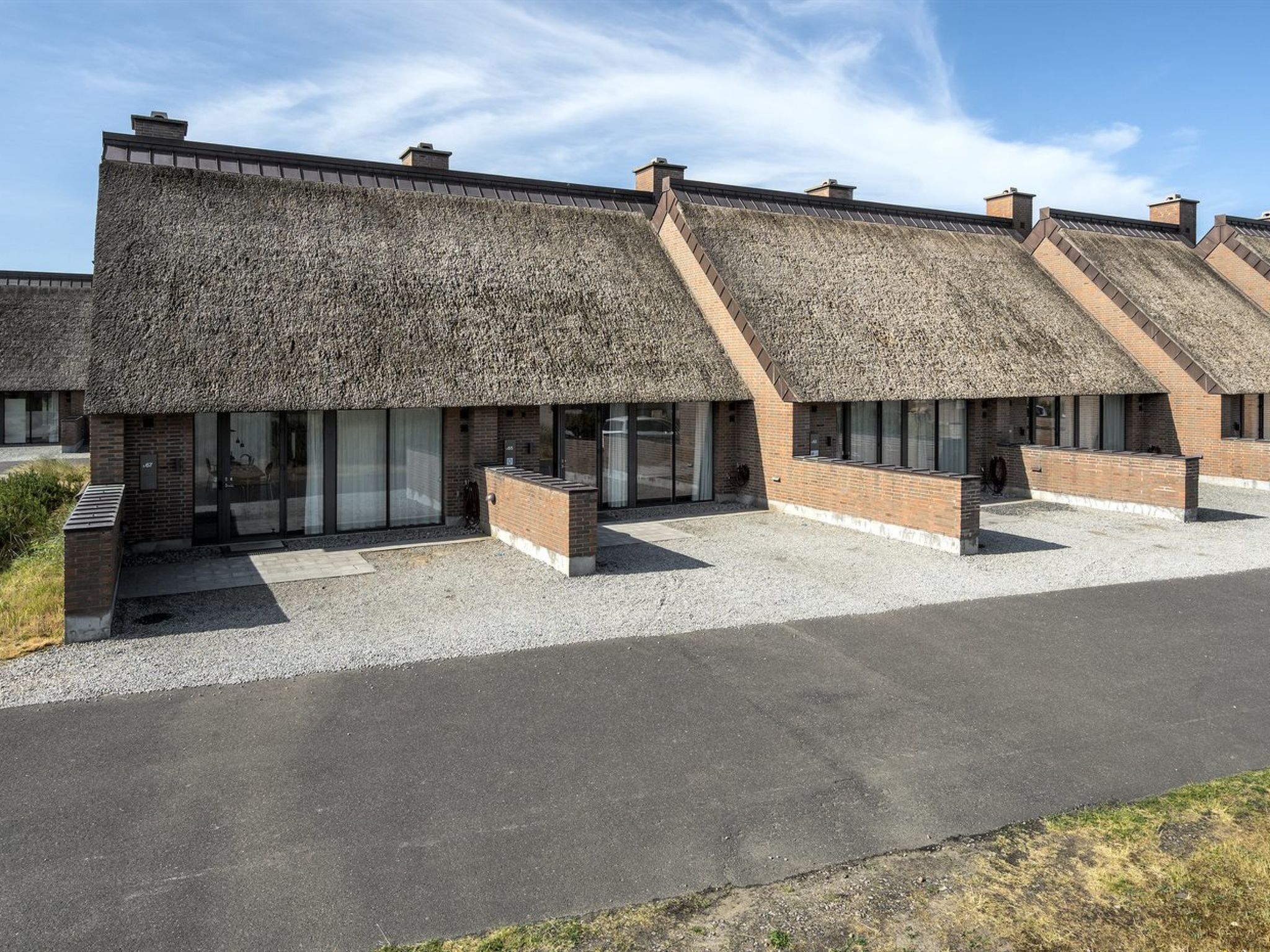 "Helgo" - 250m from the sea - Buiten