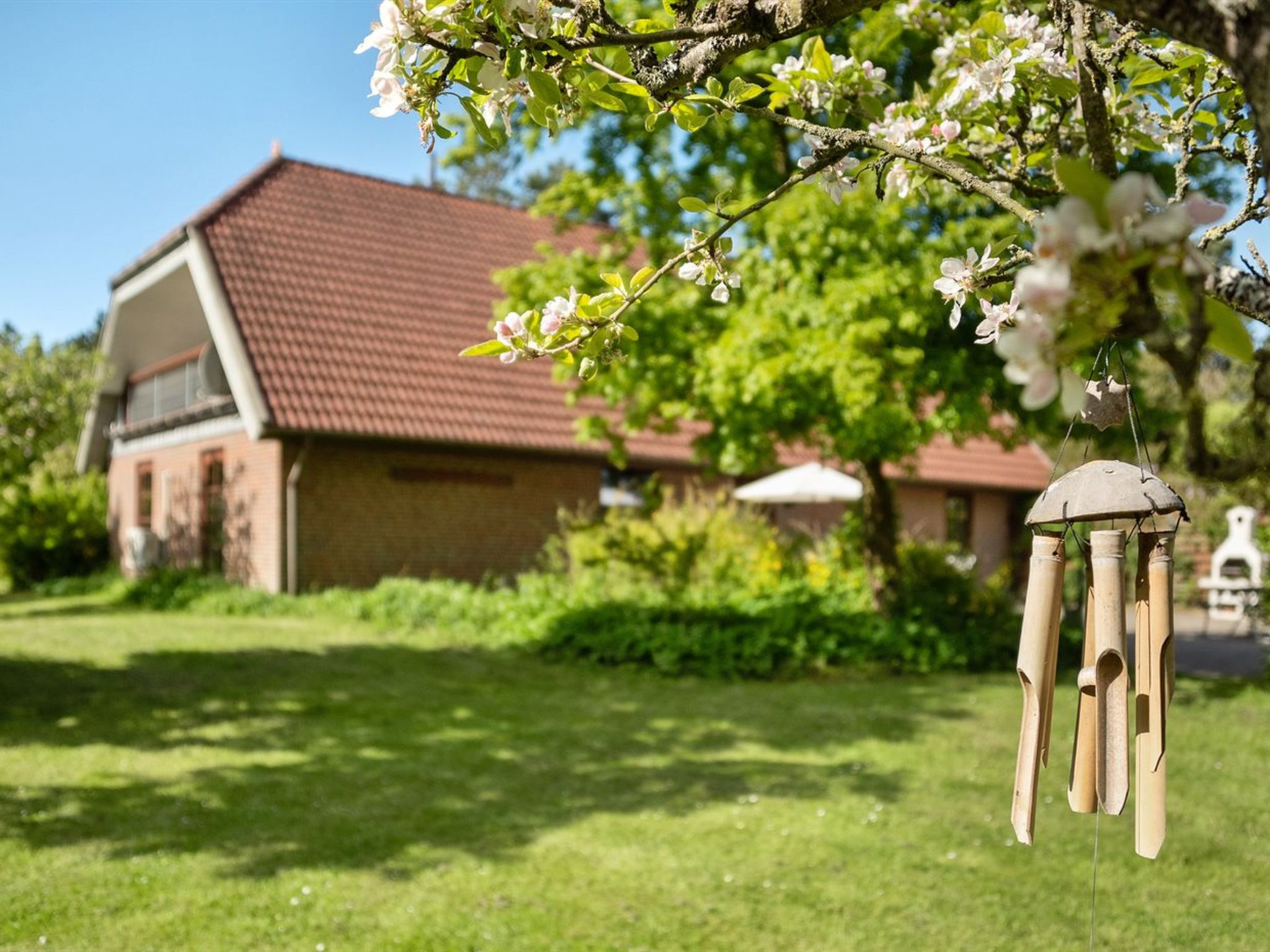 "Iiro" - 2.5km from the sea - Buiten