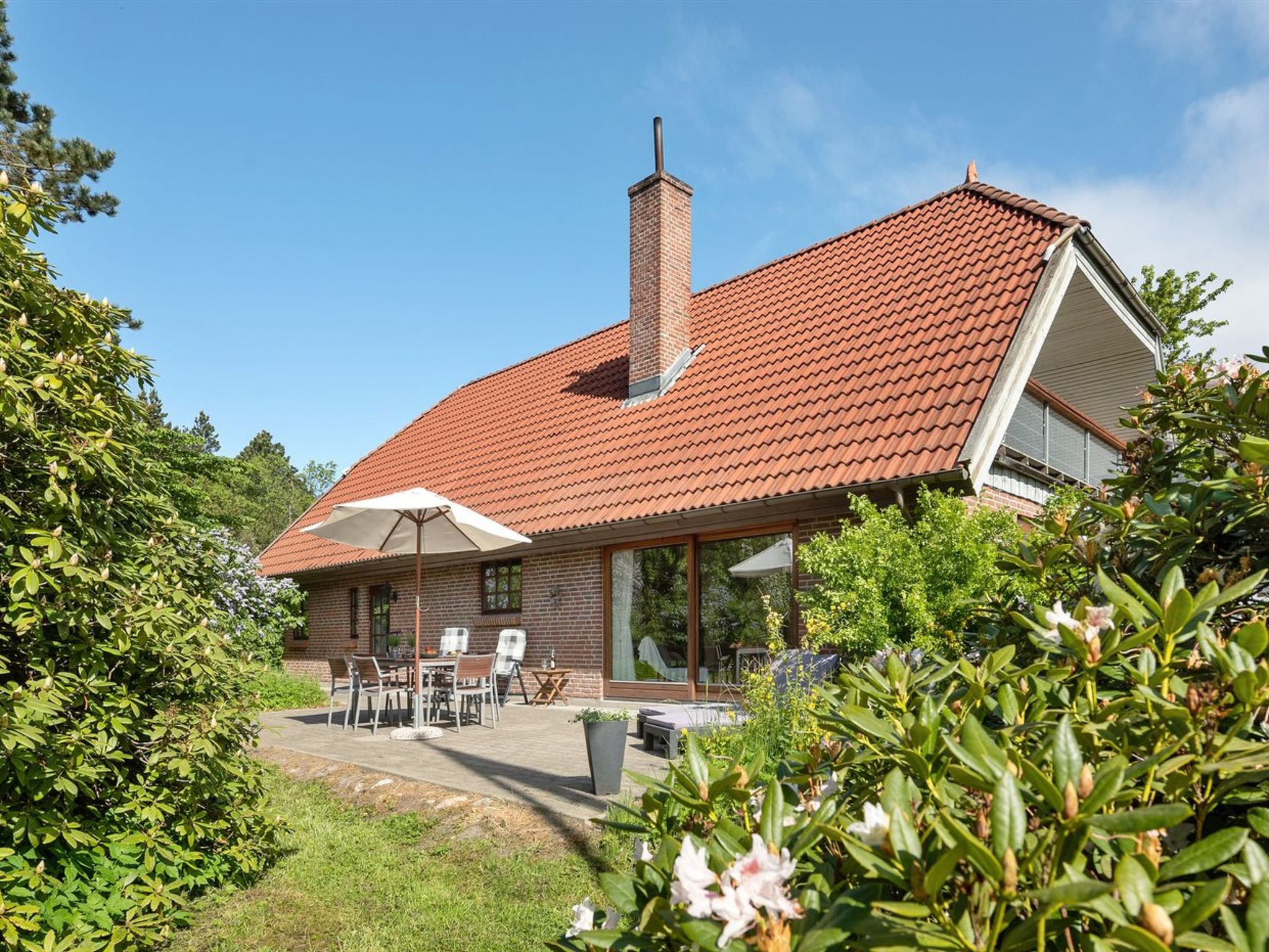 "Iiro" - 2.5km from the sea - Buiten