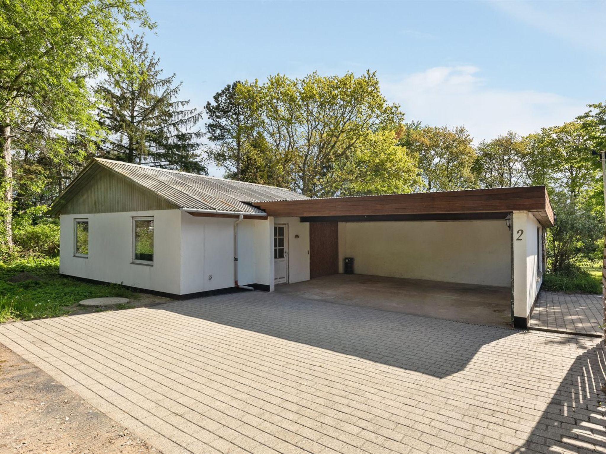 "Iiro" - 2.5km from the sea - Buiten