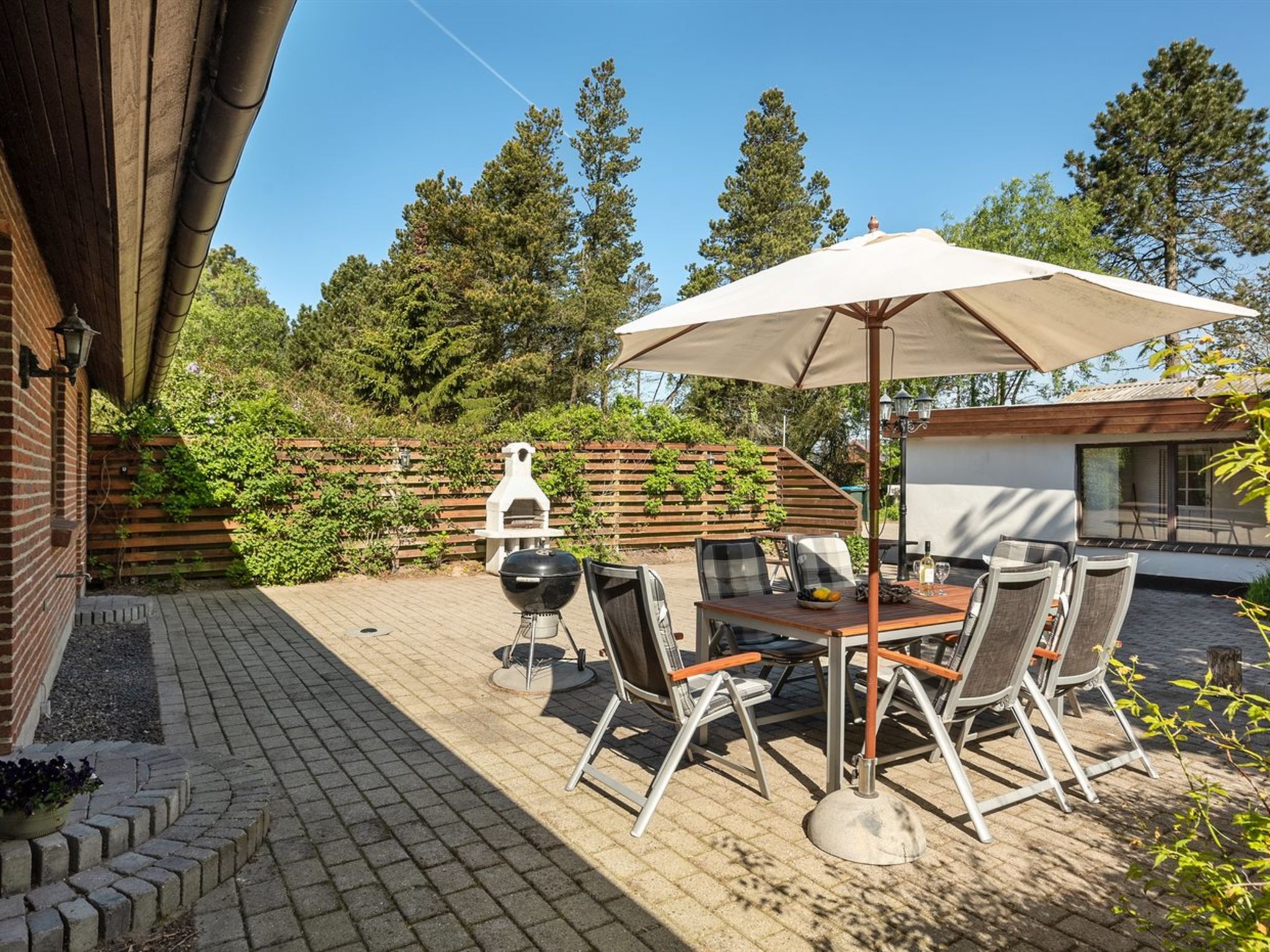 "Iiro" - 2.5km from the sea-Buiten