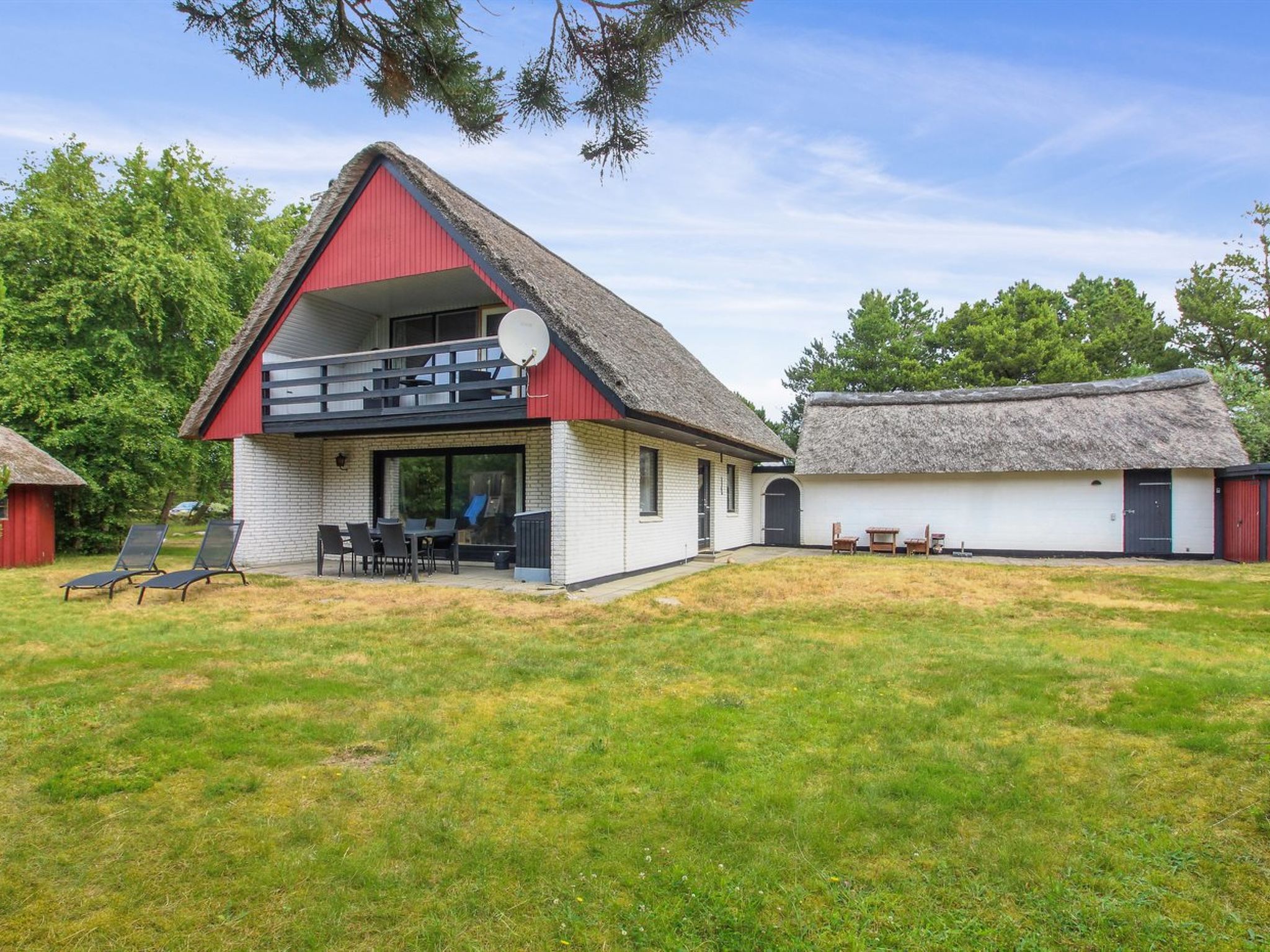 "Vendela" - 2.5km from the sea