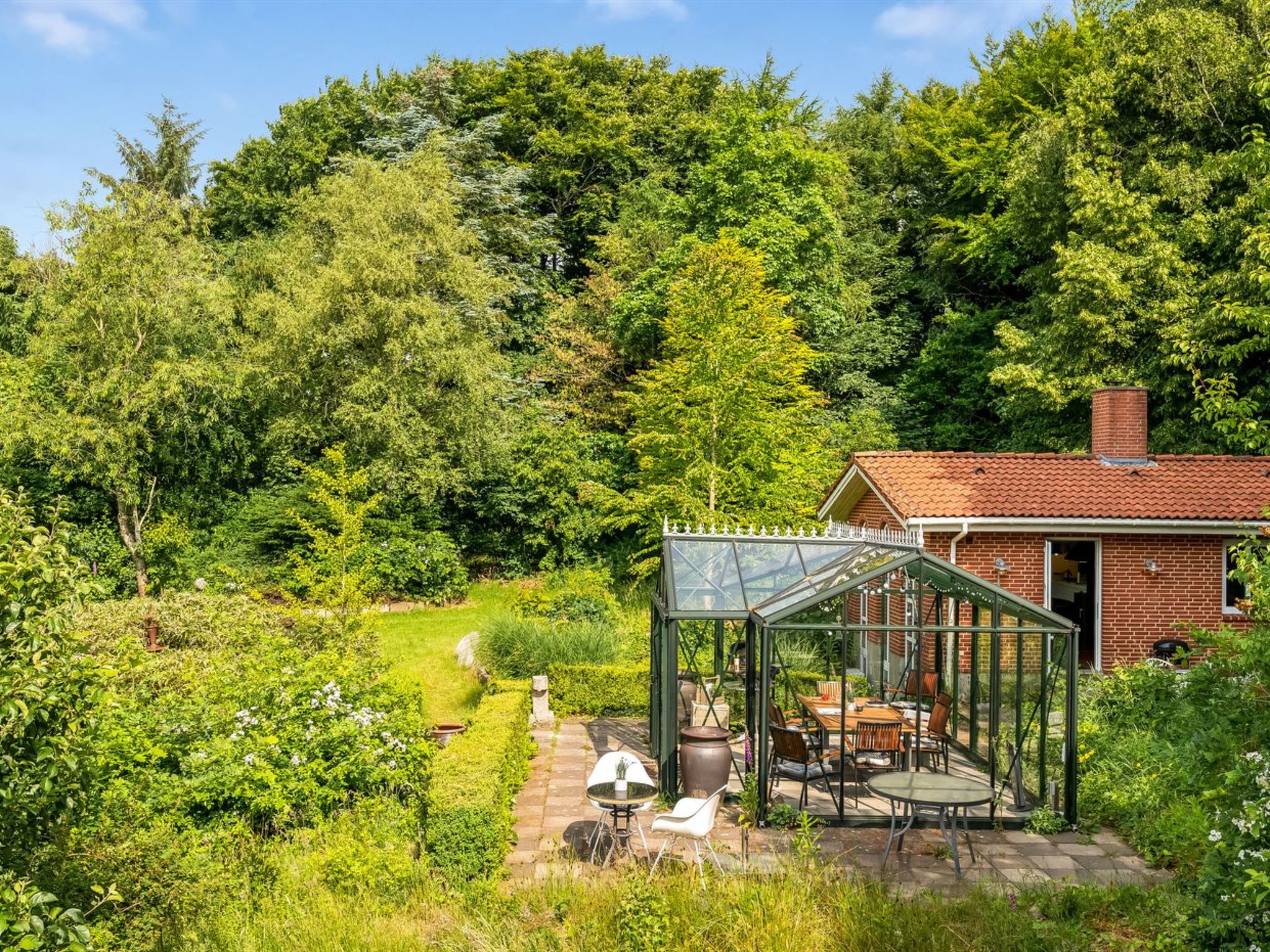 "Tabetha" - 24km from the sea - Buiten