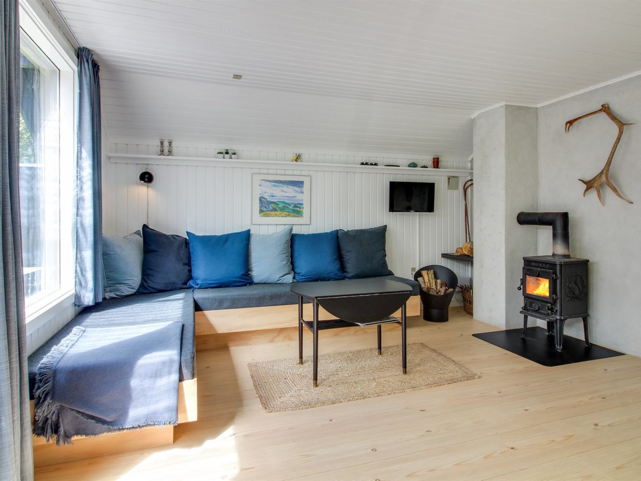 "Nissine" - 50km from the sea-Binnen