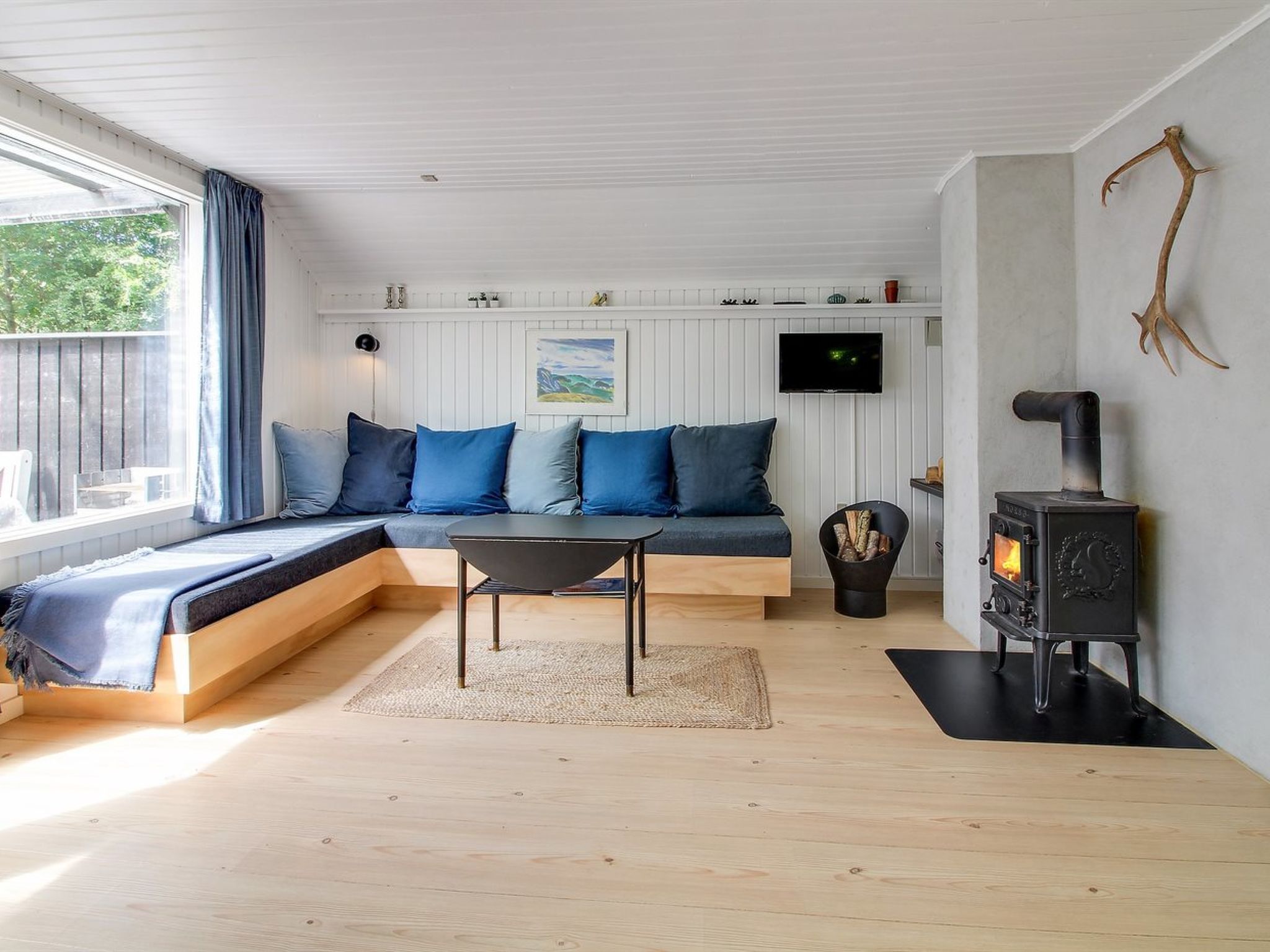 "Nissine" - 50km from the sea-Binnen