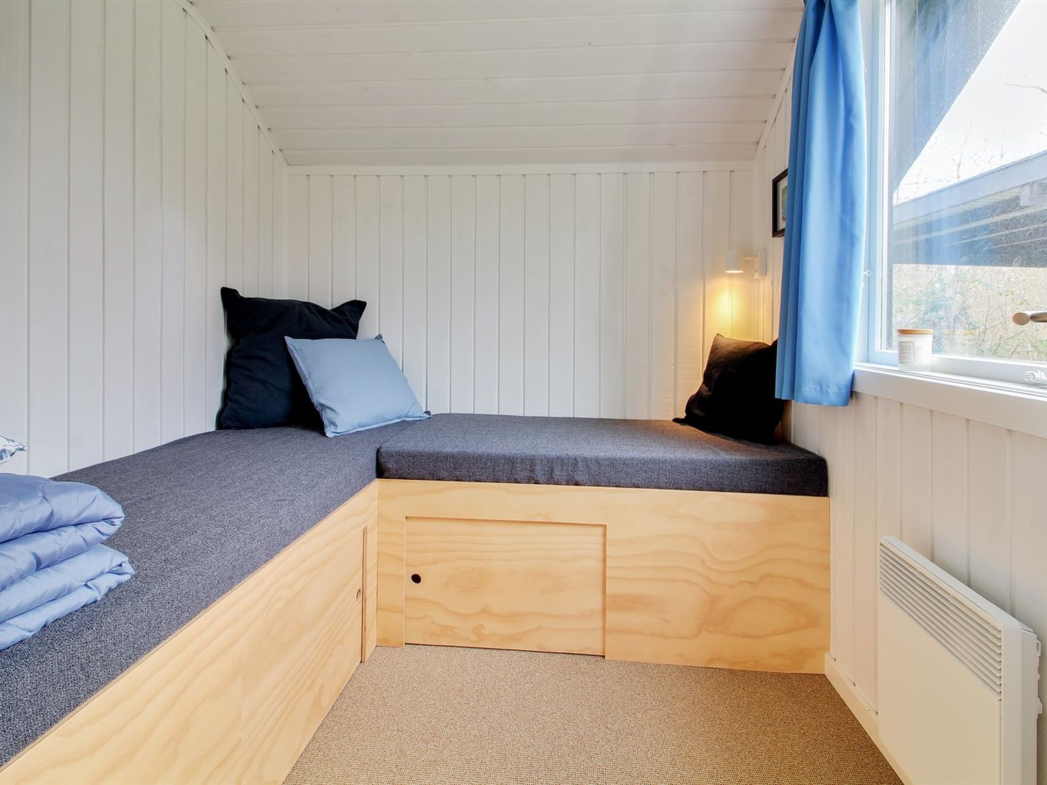 "Nissine" - 50km from the sea-Binnen