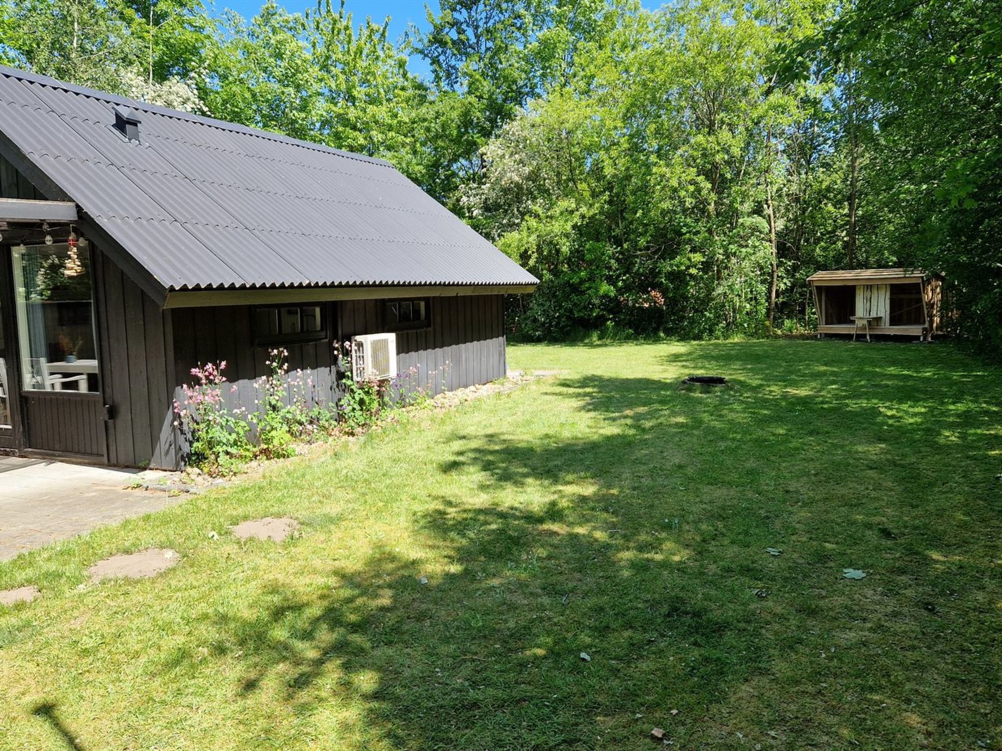 "Nissine" - 50km from the sea-Buiten