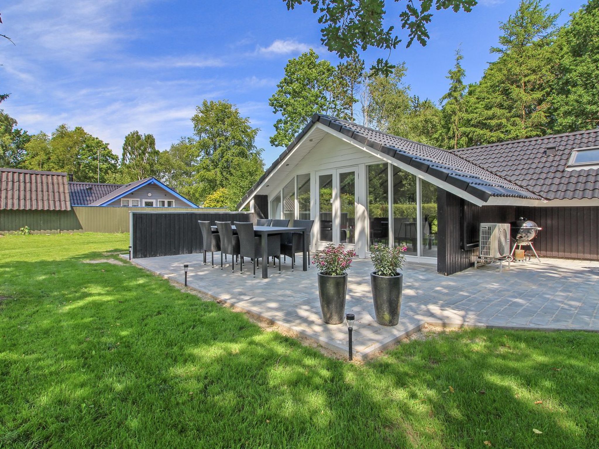 "Arnsten" — Terrace (3 of 24)