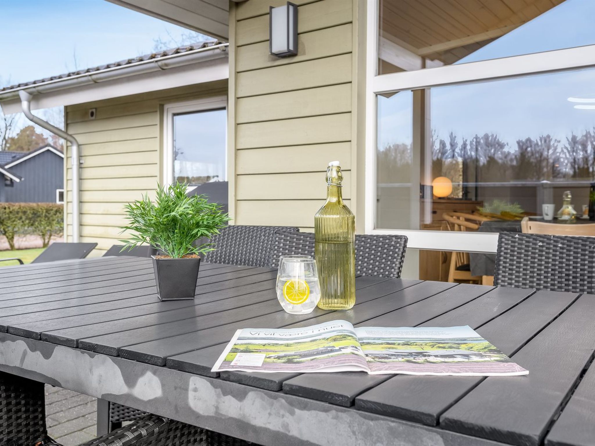 "Erikka" - 40km from the sea - Buiten