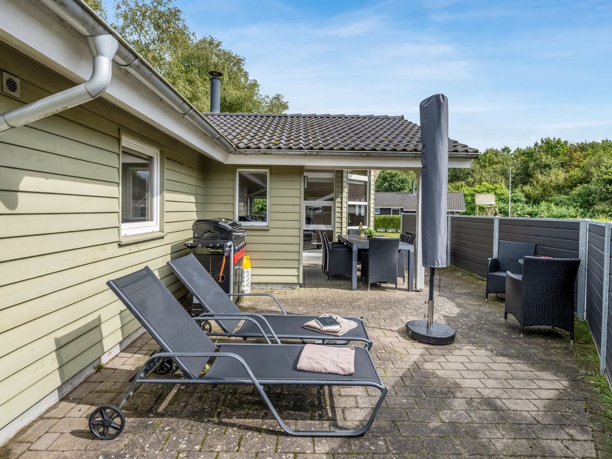 "Erikka" - 40km from the sea - Buiten