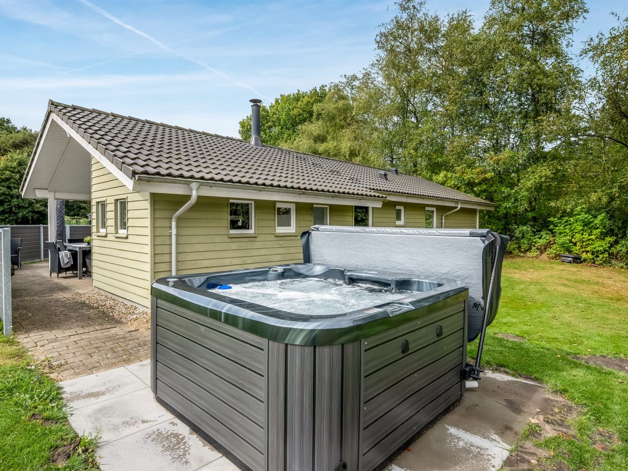 "Erikka" - 40km from the sea - Binnen