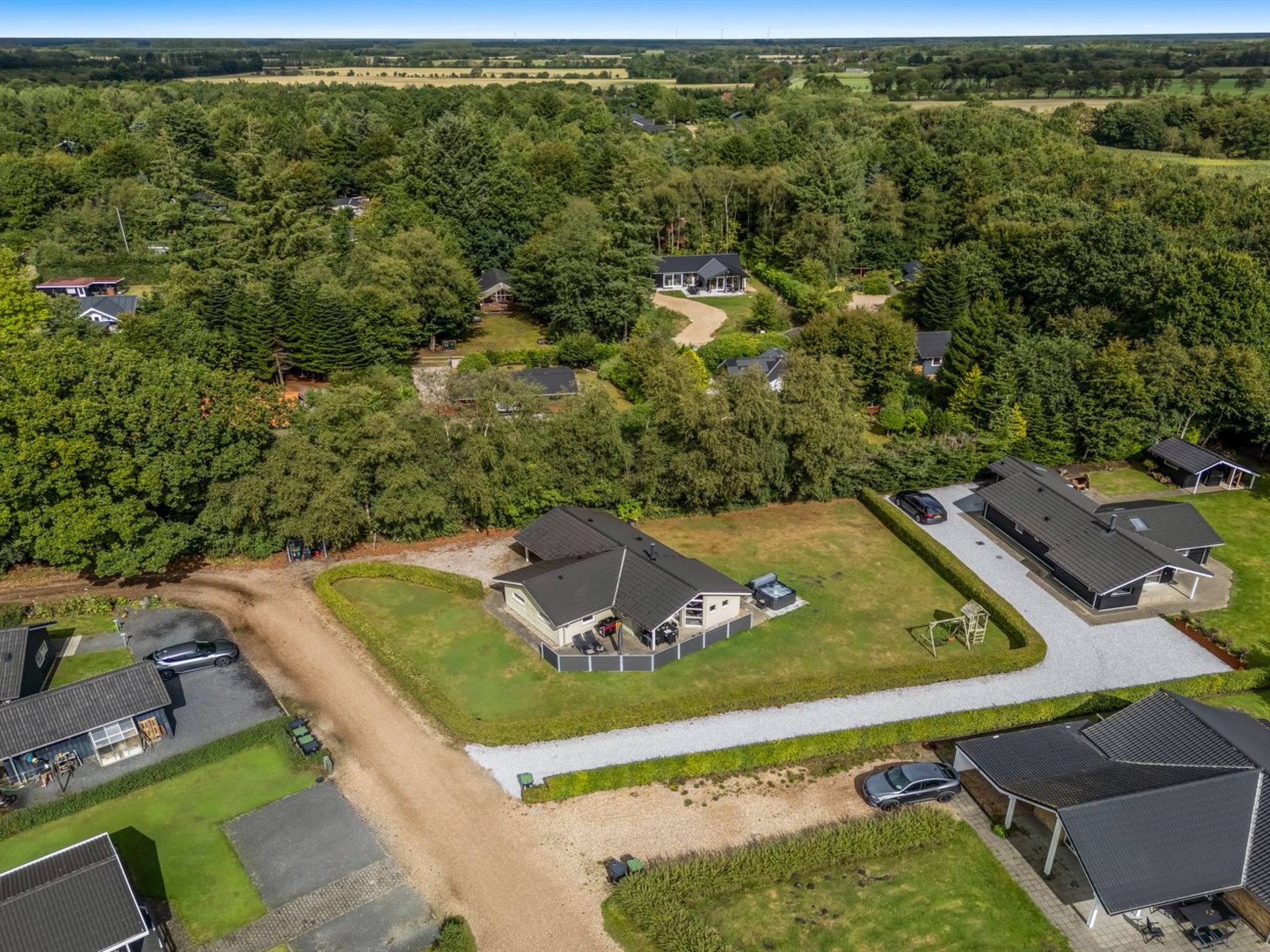 "Erikka" - 40km from the sea - Buiten