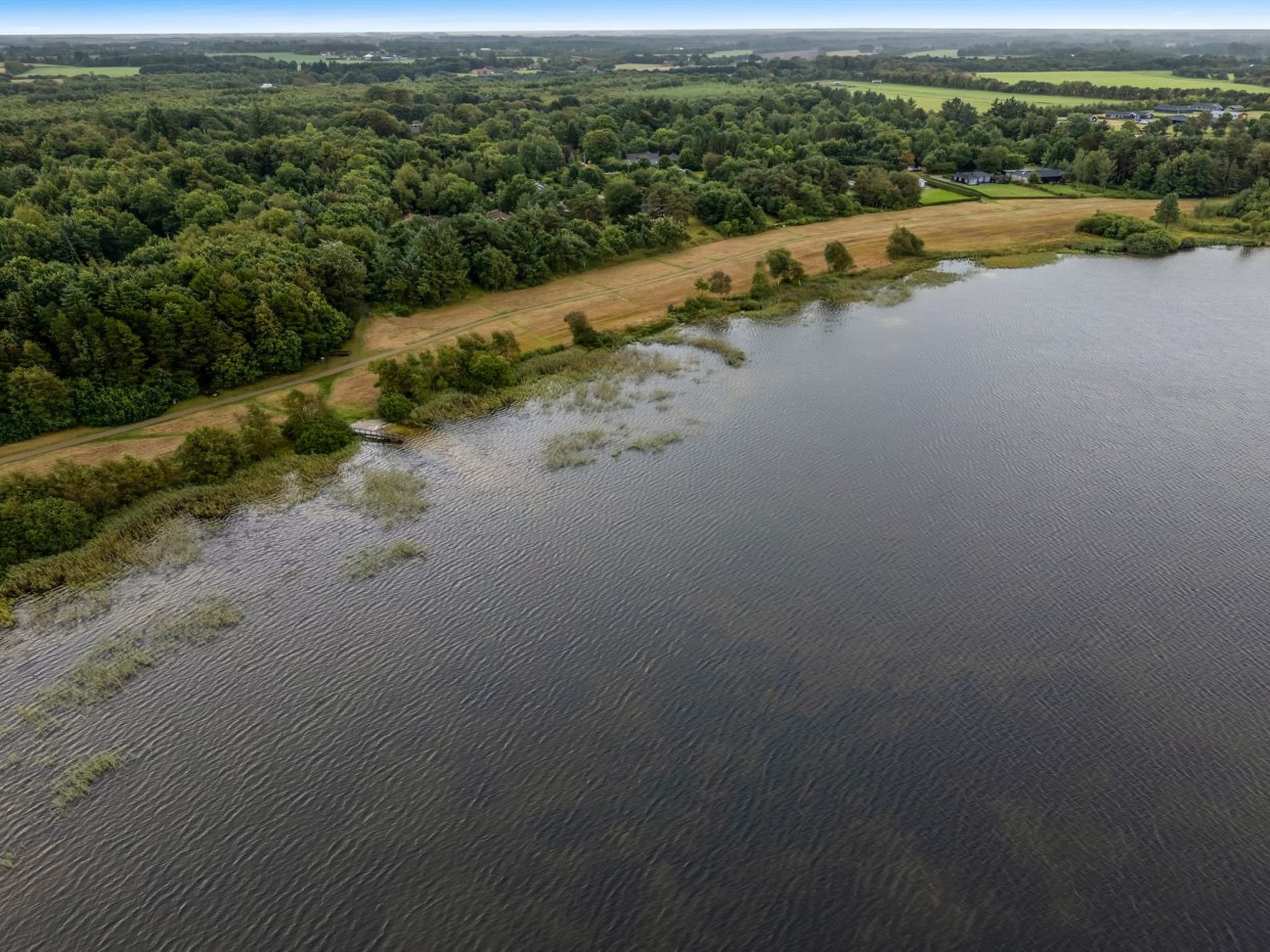 "Erikka" - 40km from the sea - Buiten