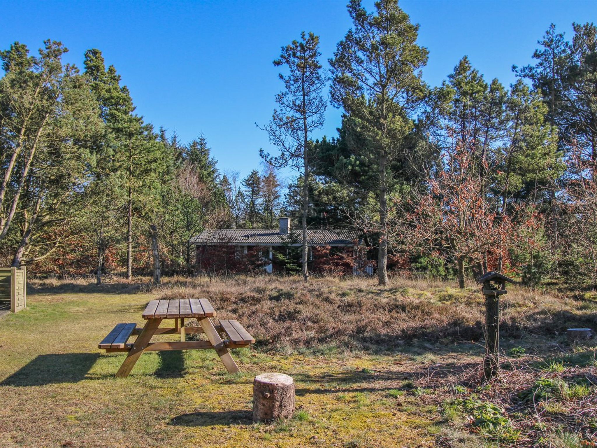 "Sigourney" - 2km to the fjord-Buiten