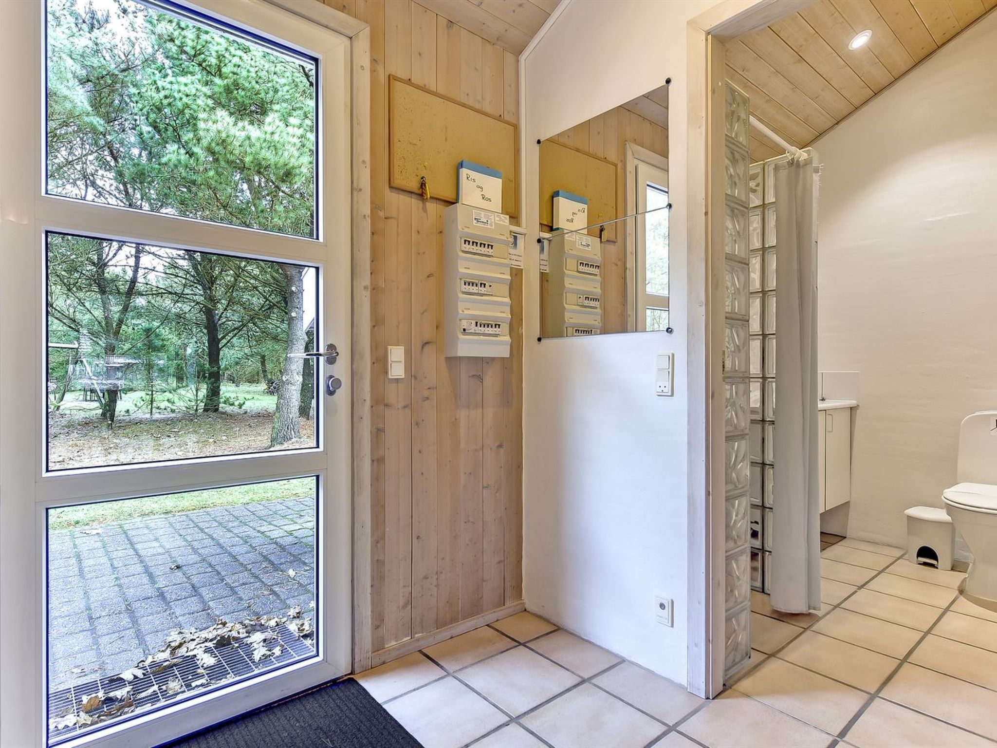 "Luciane" - 2.5km from the sea-Binnen