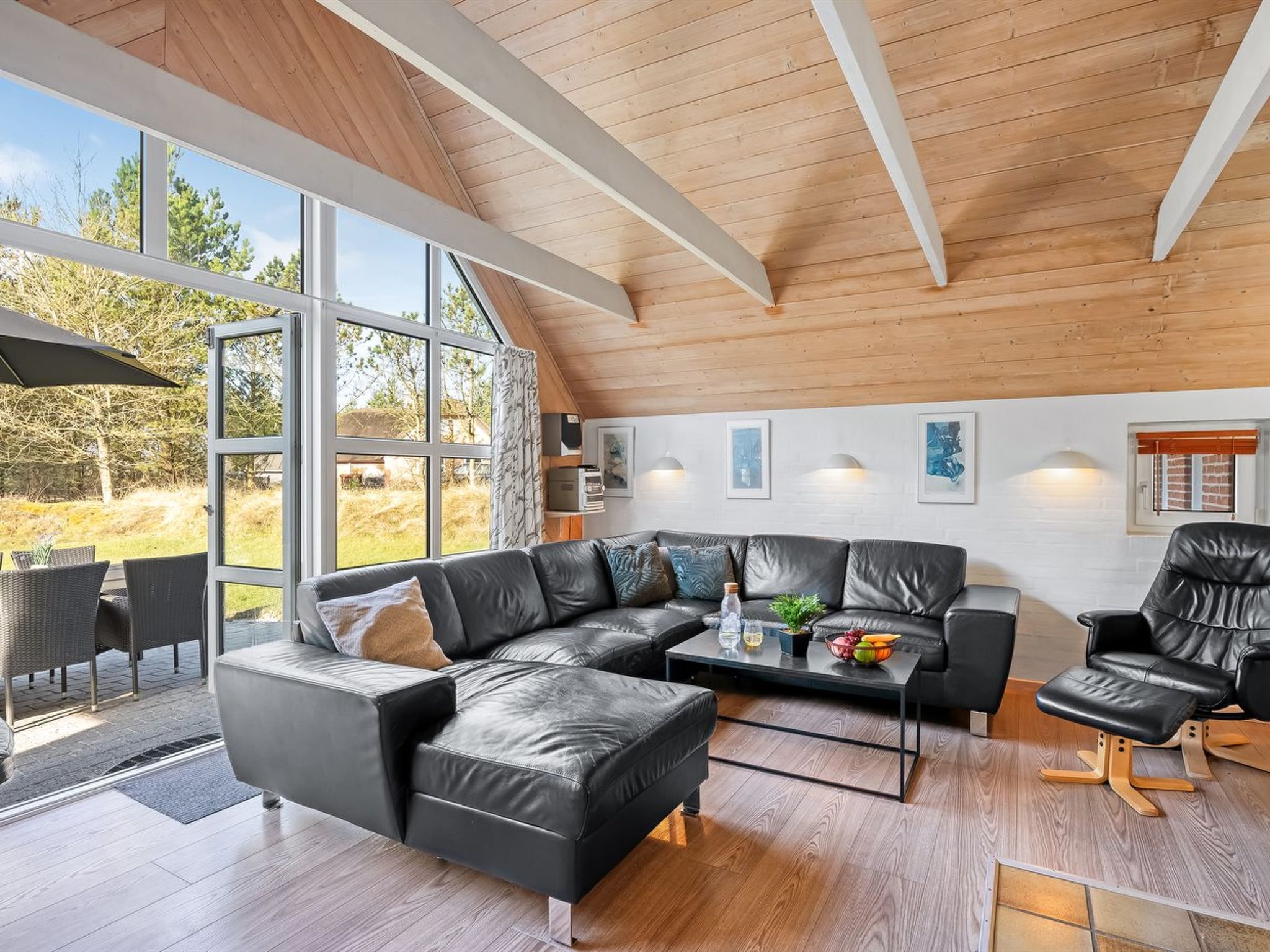 "Dorris" - 4.3km from the sea-Binnen