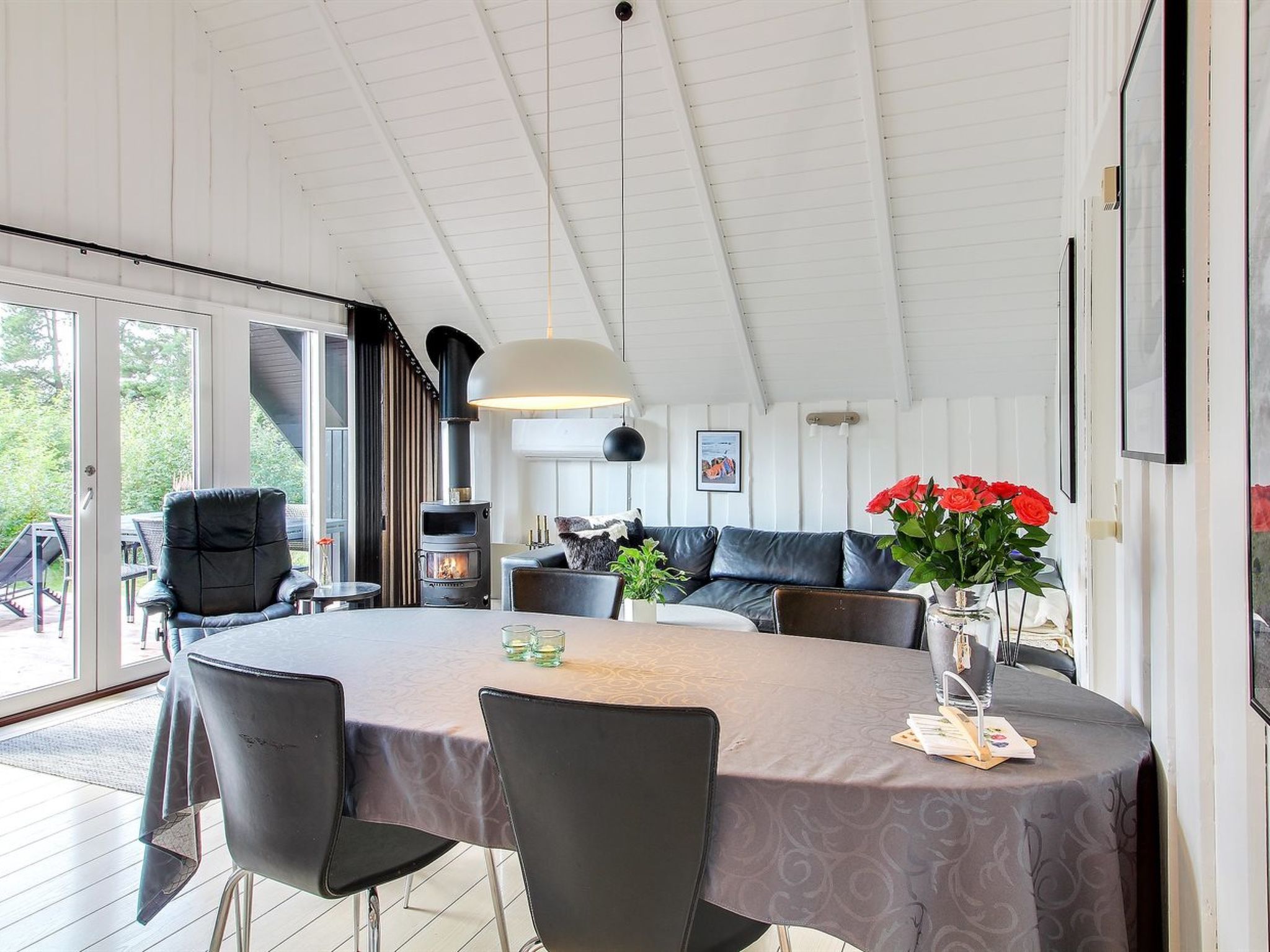 "Awenasa" - 4.1km from the sea - Binnen