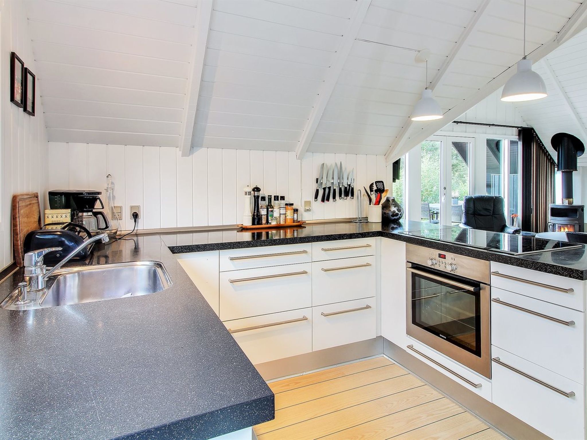 "Awenasa" - 4.1km from the sea - Binnen