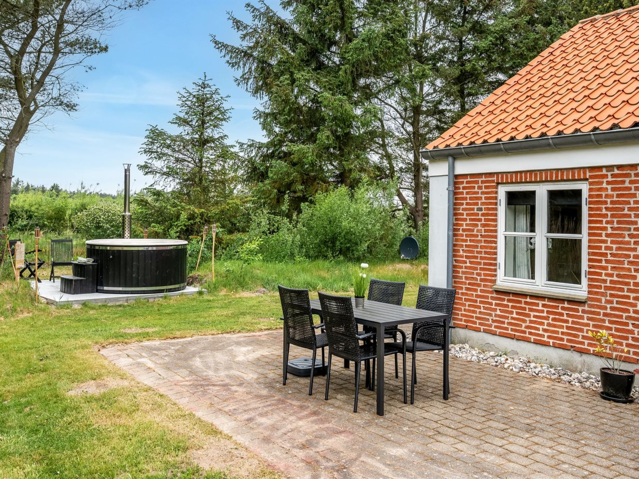 "Marlise" - 2.5km from the sea - Draußen