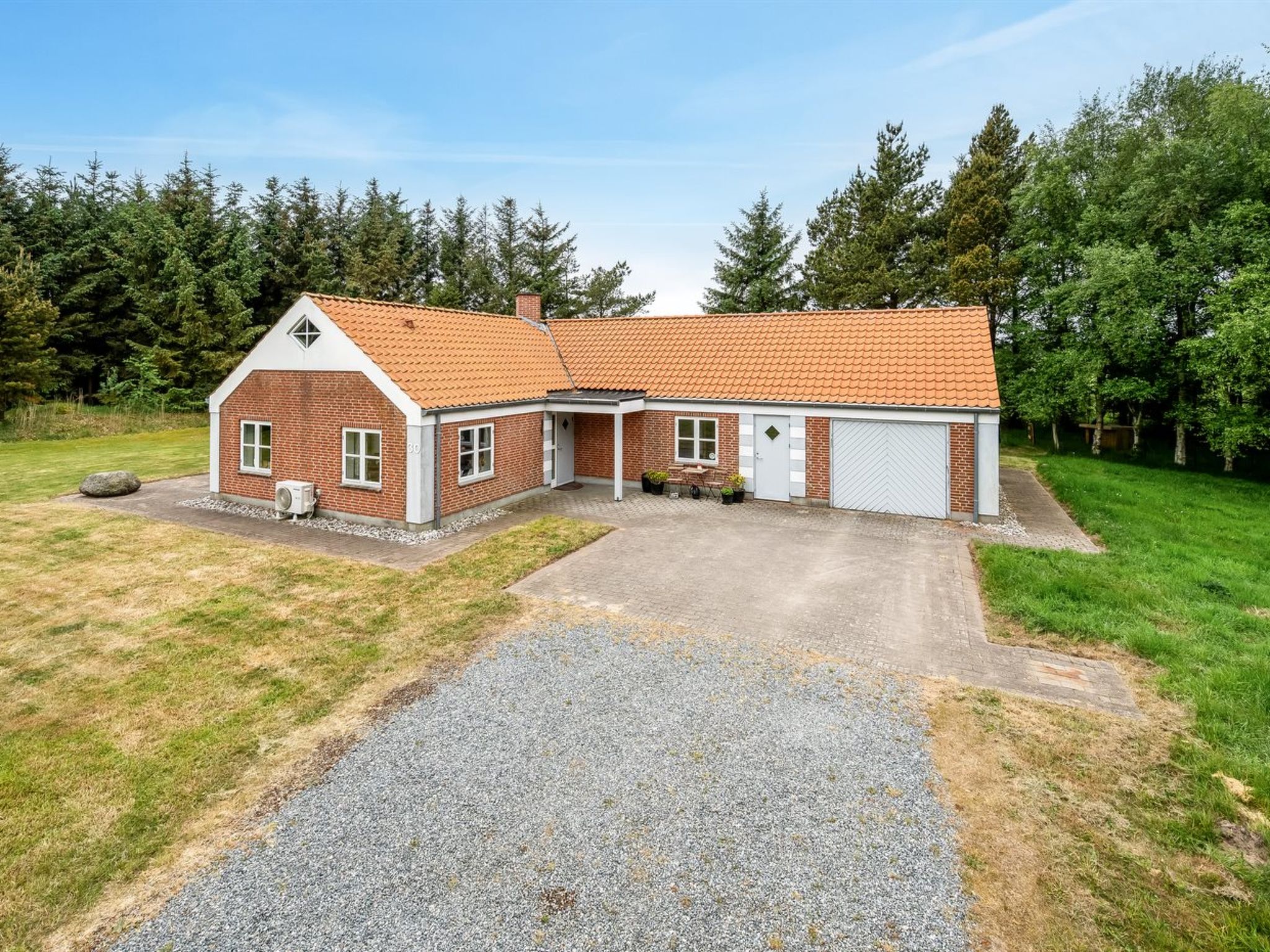 "Marlise" - 2.5km from the sea - Draußen