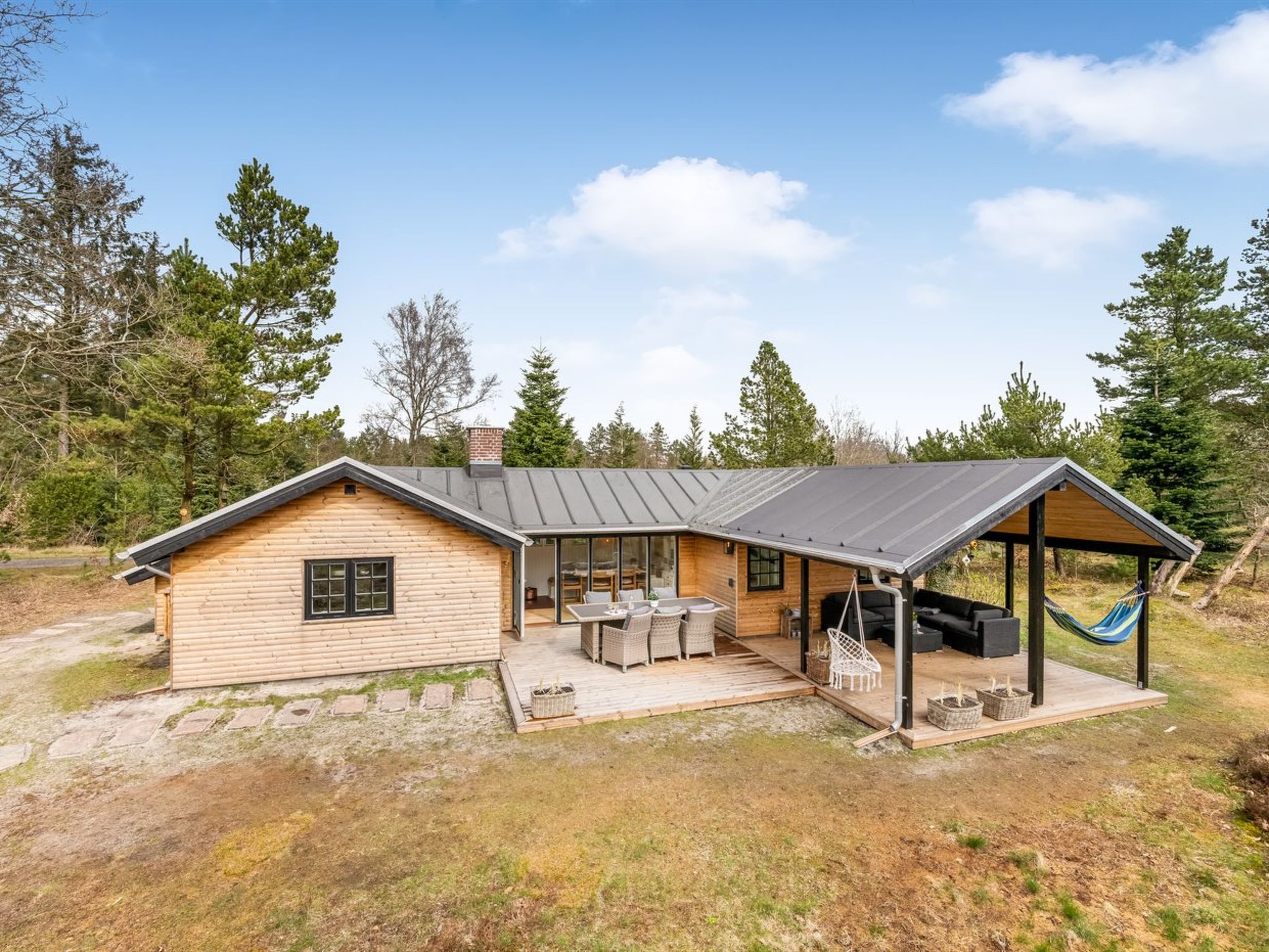 "Anu" - 2km to the fjord - Buiten