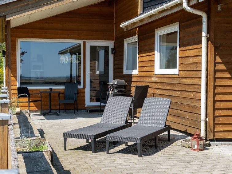 Search and Stay destination Mosevrå, Denmark from . "Thythger" - 800m to the inlet in Western Jutland