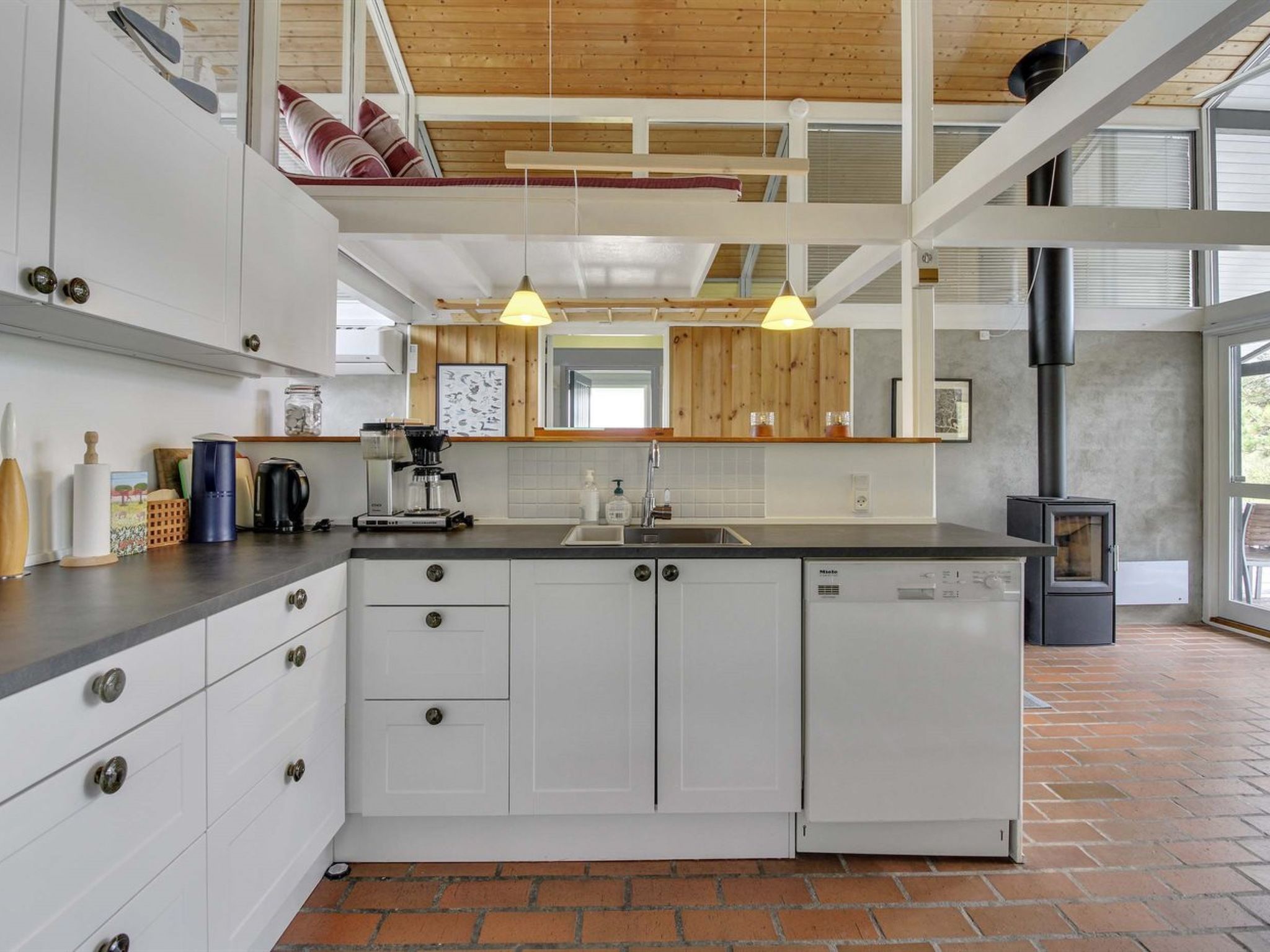 "Alin" - 600m from the sea - Binnen