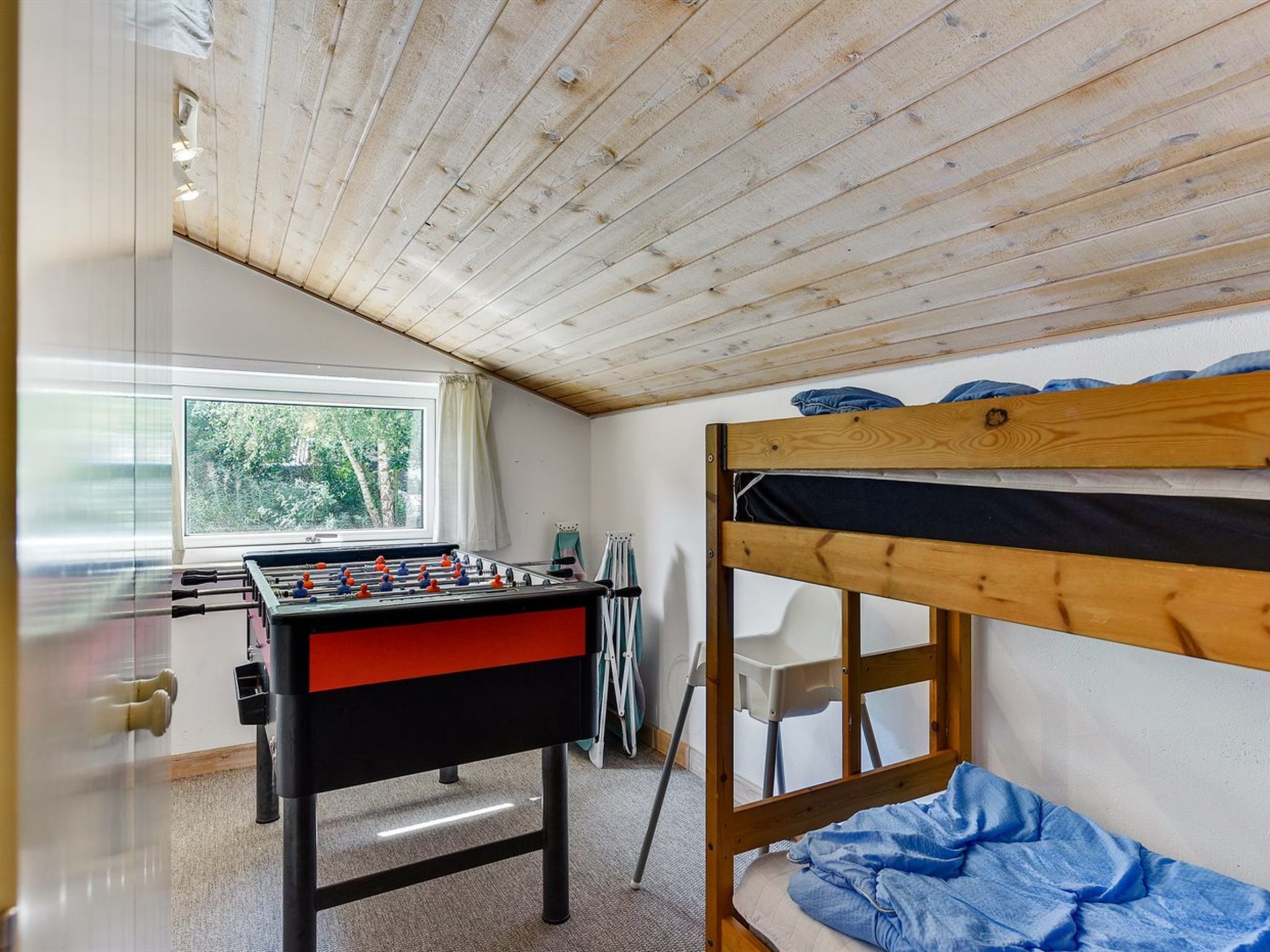 "Billing" - 11km from the sea - Inside