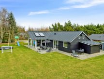 Ruime vakantiewoning in Oksbøl met sauna, biljart en laadpaal, 10.5 km van zee - thumbnail 2
