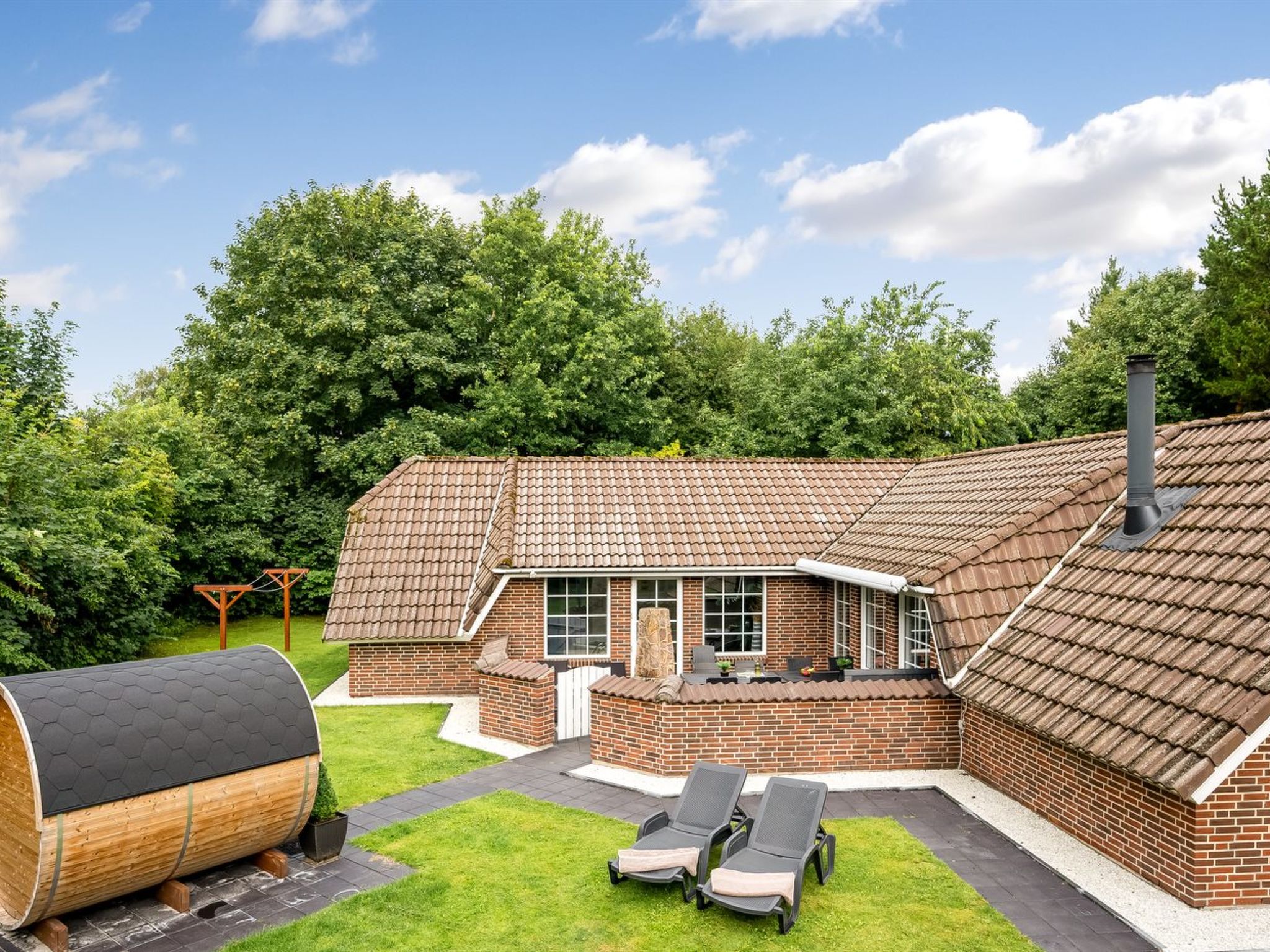 "Prohor" - 10.5km from the sea - Buiten