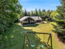 Vrijstaande woning met sauna en grote tuin op 12 km van de zee in Oksbøl - thumbnail 3