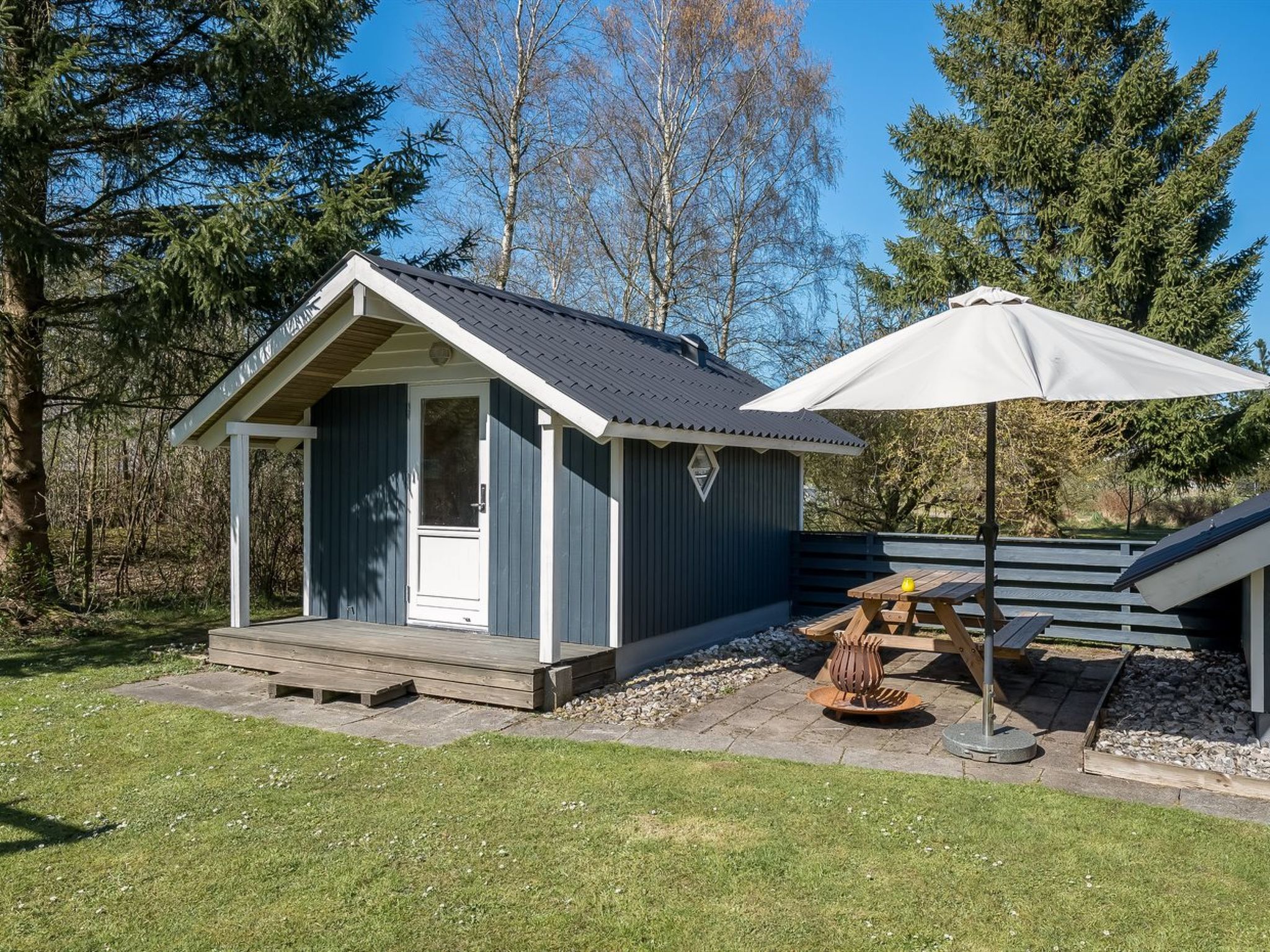 "Snefrid" - 12km from the sea - Buiten