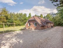 Kindvriendelijk vakantiehuis met privé-zwembad en sauna op 12 km van de zee - thumbnail 5