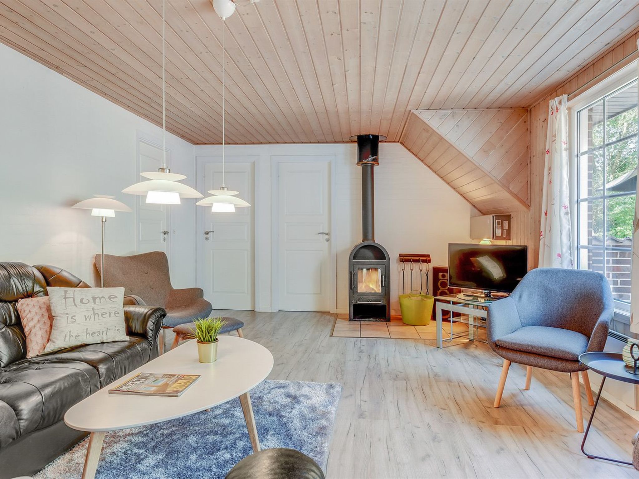 "Friederk" - 12km from the sea - Binnen